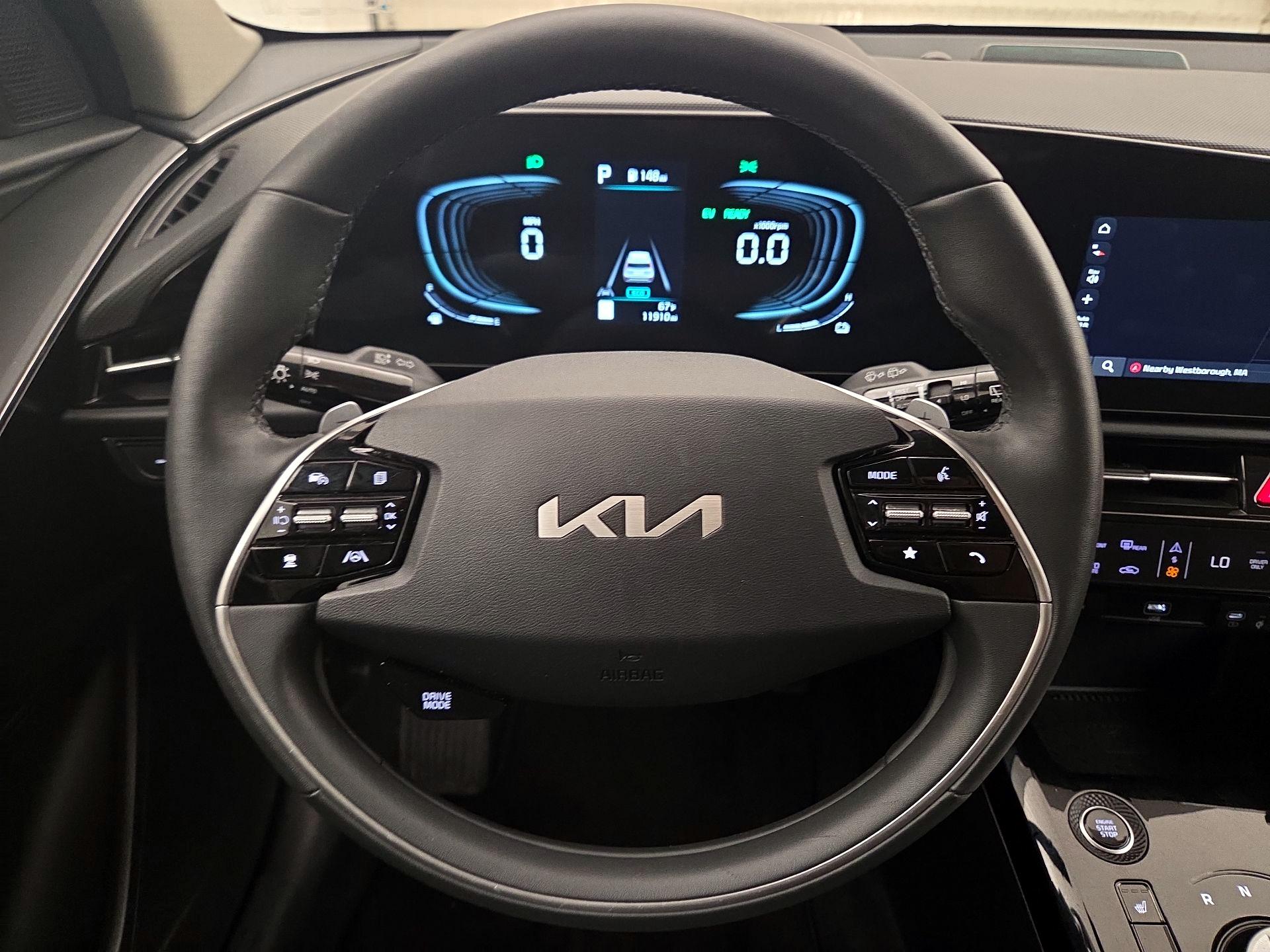 Thumbnail: 2024 Kia Niro - 10