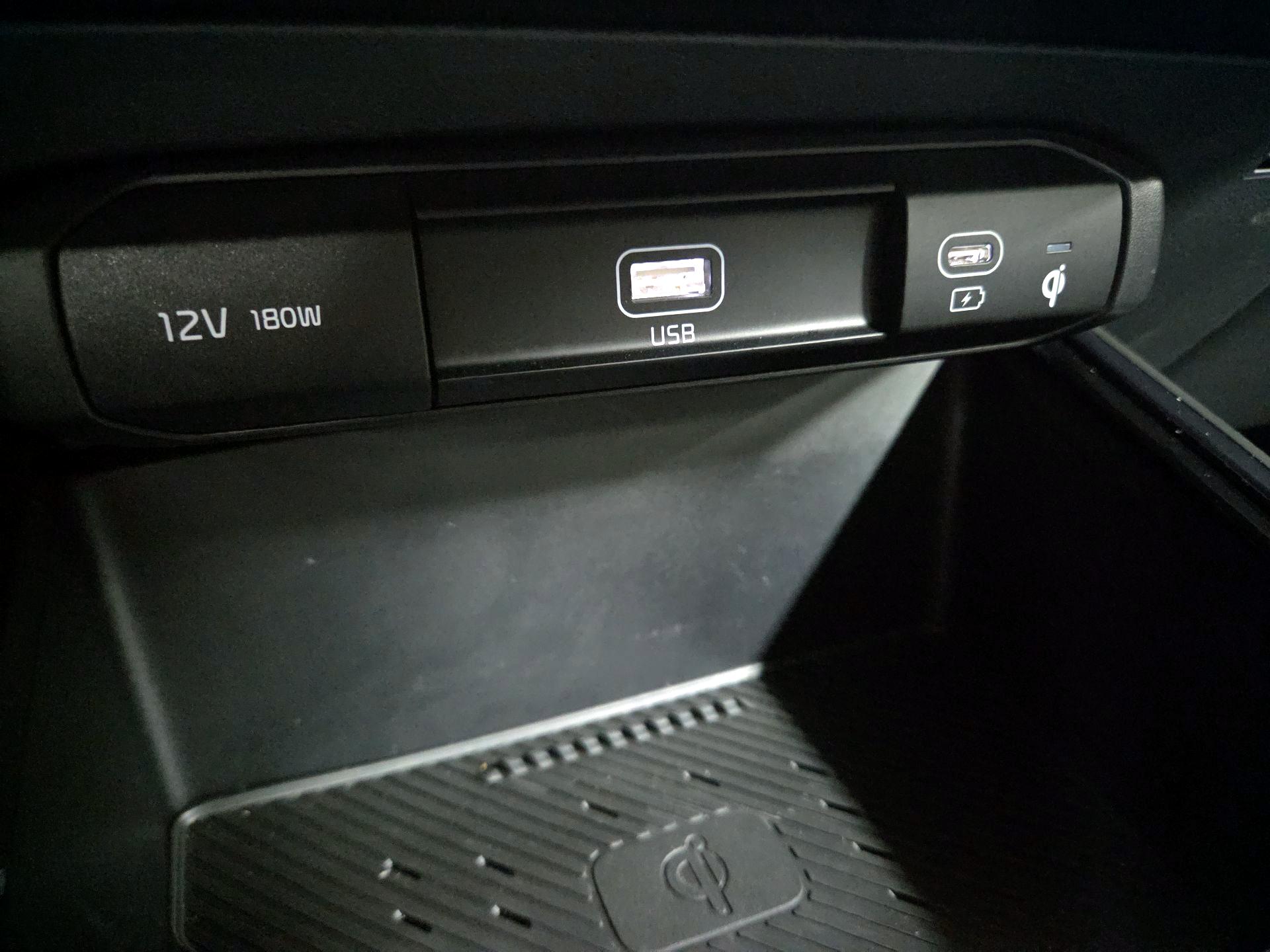 Thumbnail: 2024 Kia Niro - 19