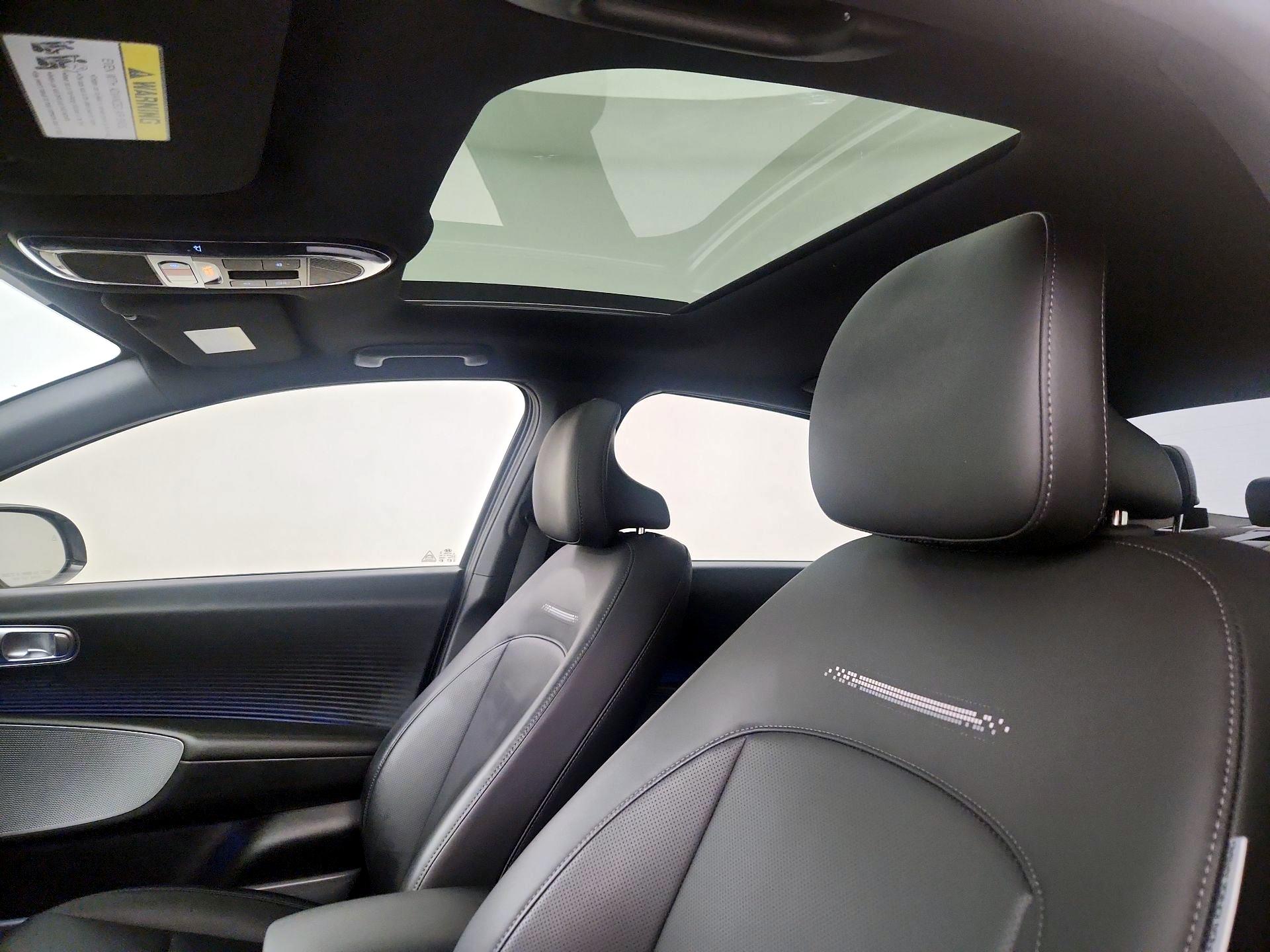 Thumbnail: 2024 Hyundai Ioniq 6 - 20