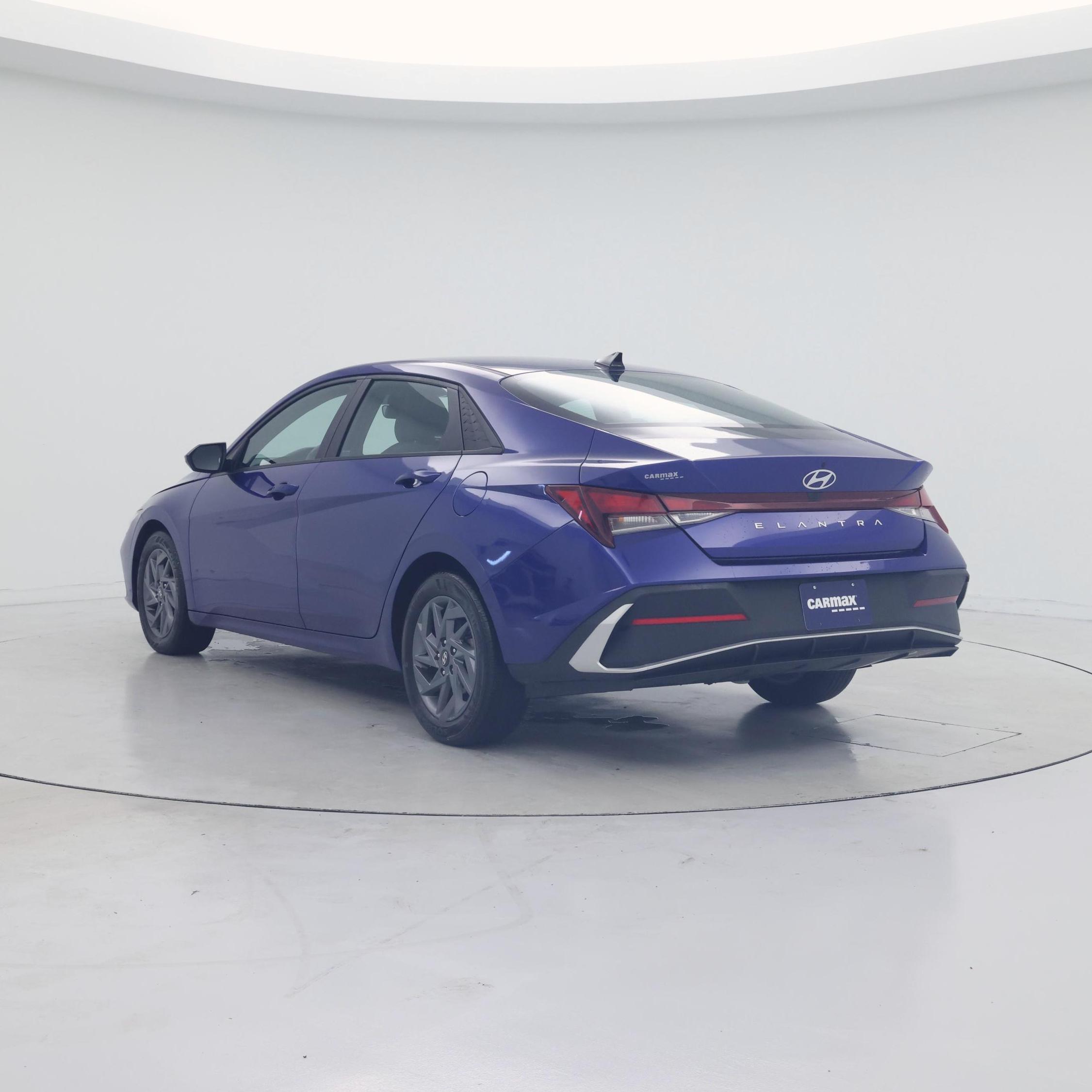 Thumbnail: 2024 Hyundai Elantra - 2