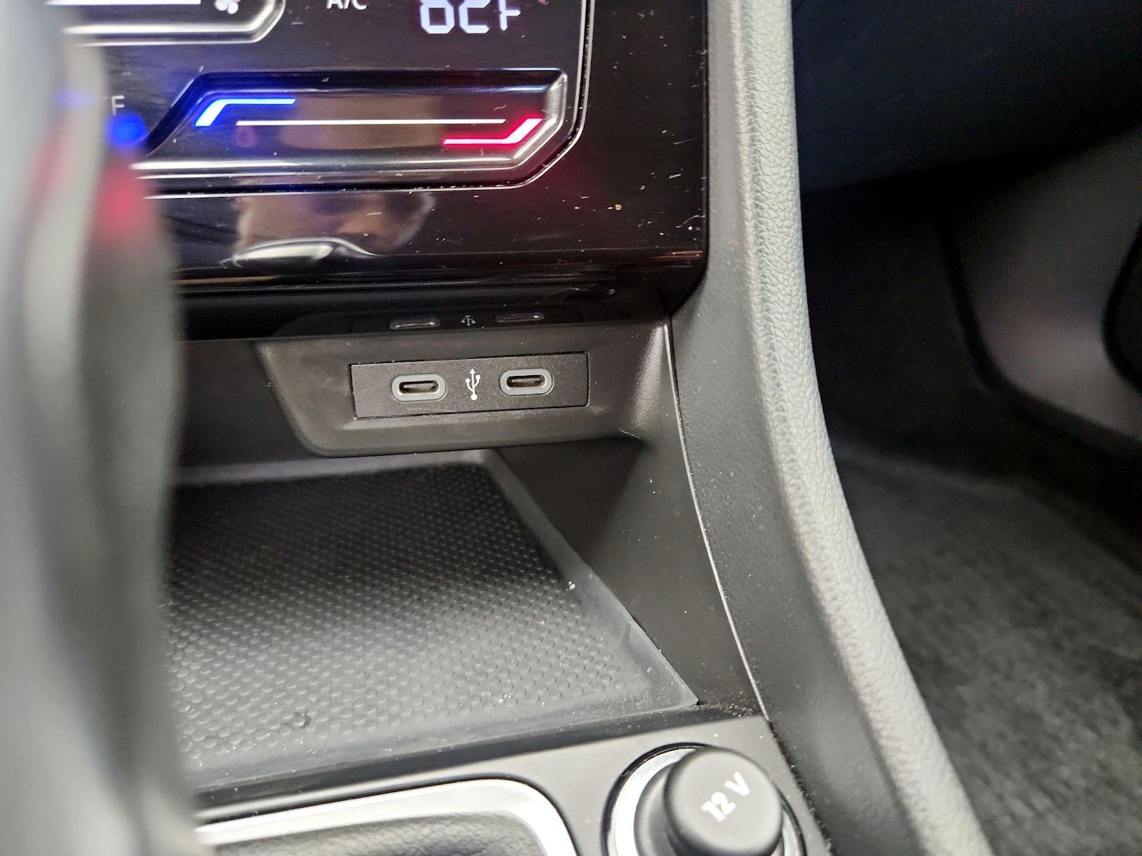 2025 Volkswagen Jetta Sport - Photo 19