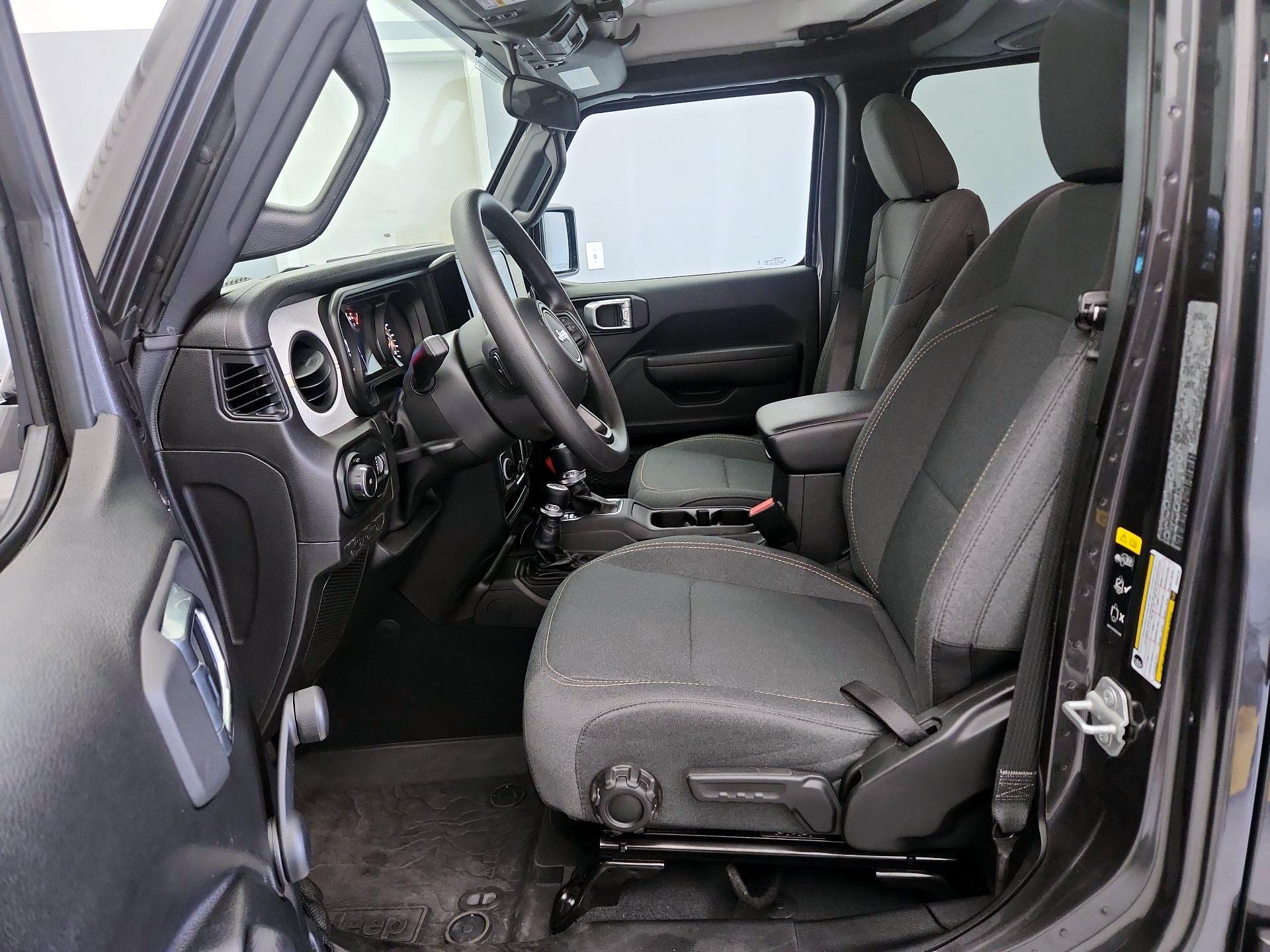 Thumbnail: 2024 Jeep Wrangler - 11