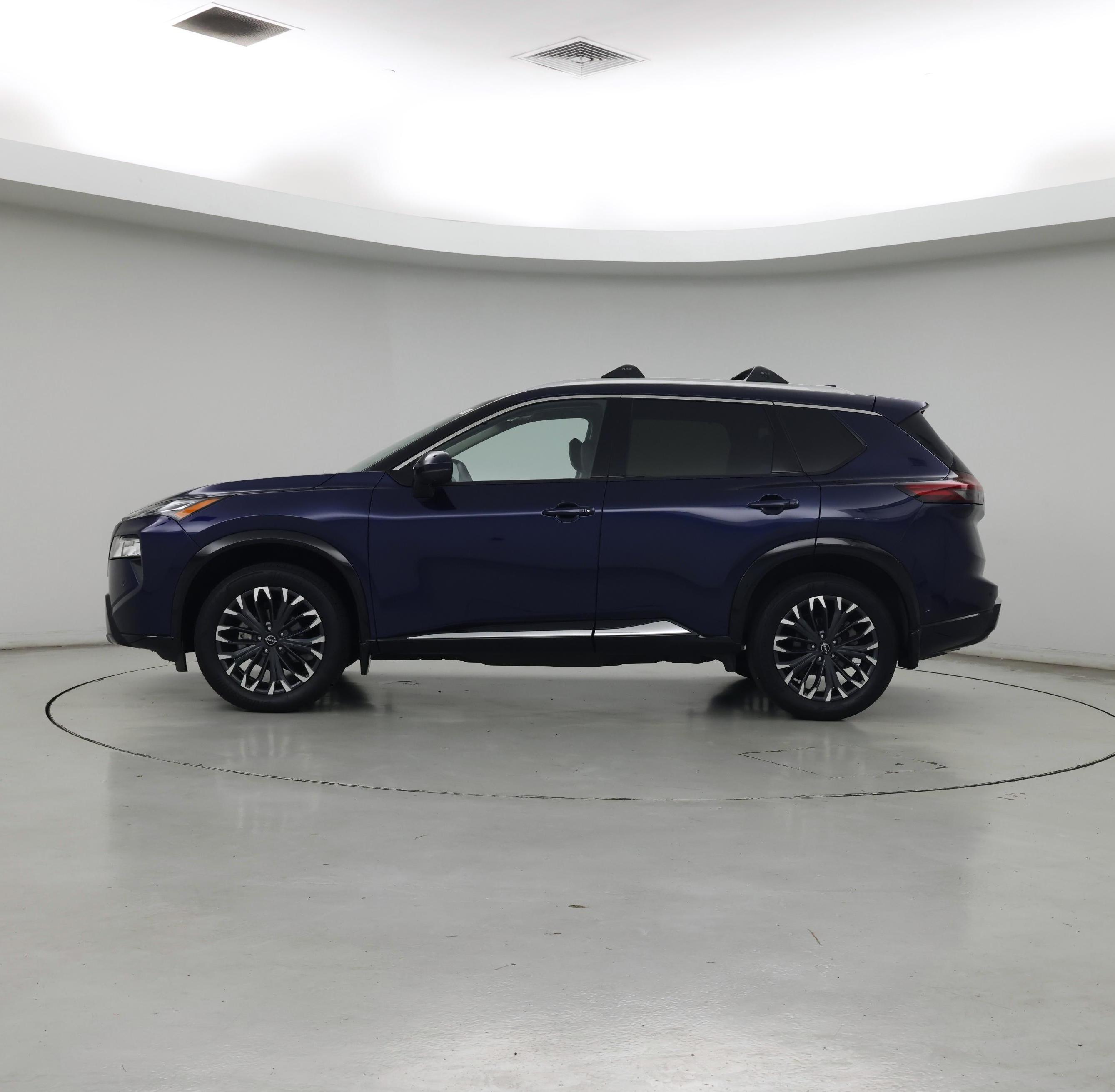 Thumbnail: 2025 Nissan Rogue - 3