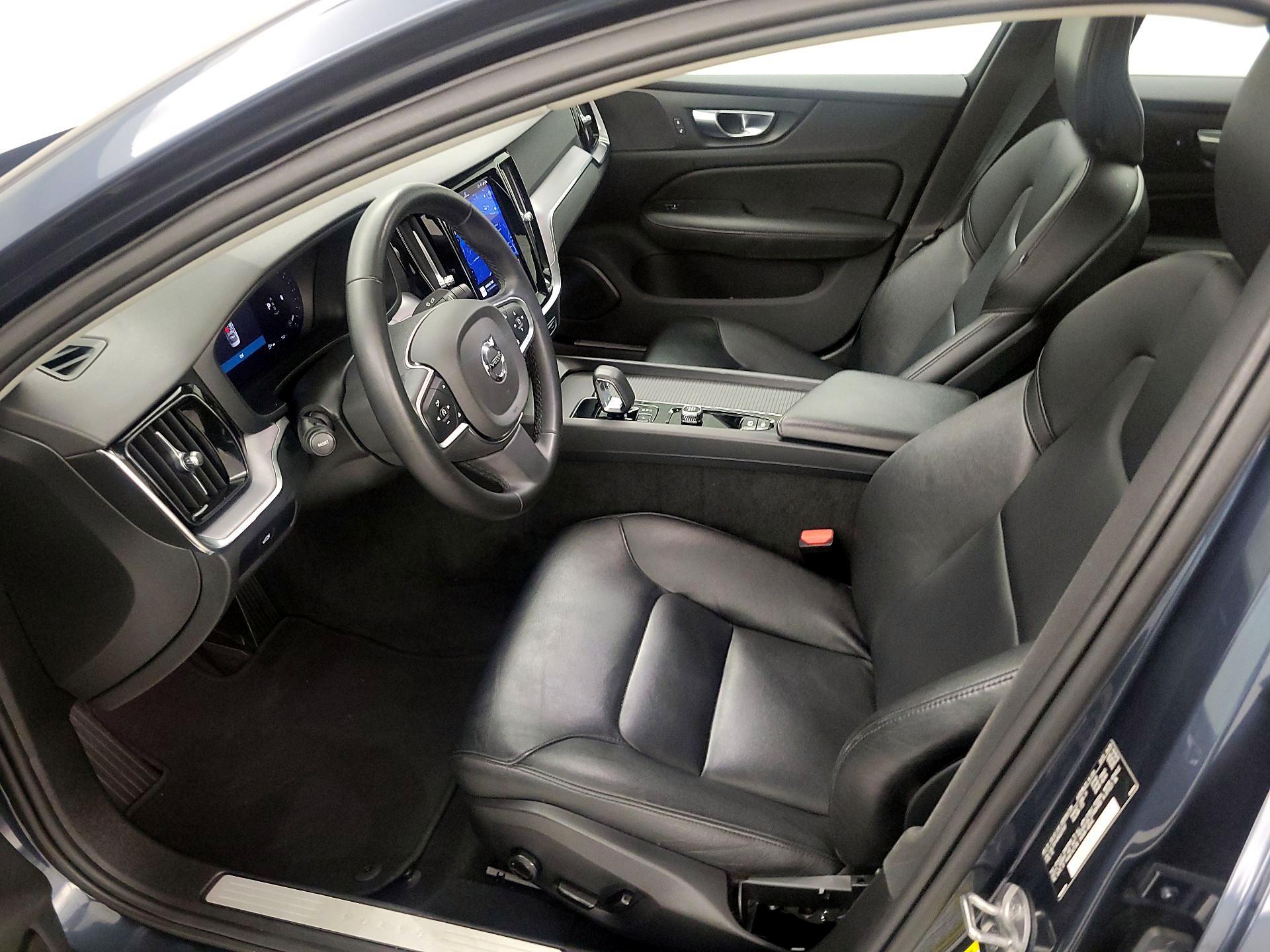 Thumbnail: 2024 Volvo S60 - 11