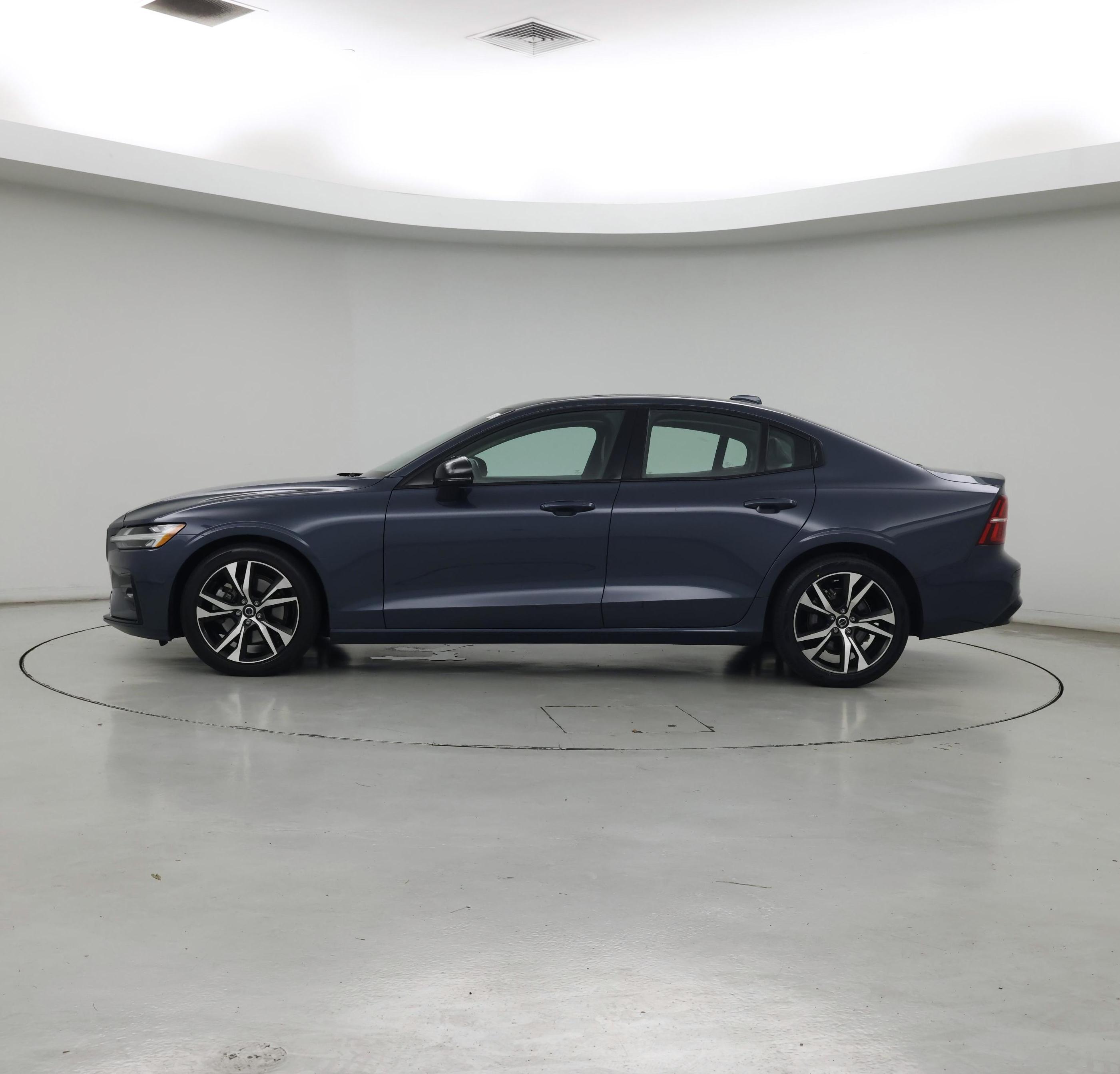 Thumbnail: 2024 Volvo S60 - 3