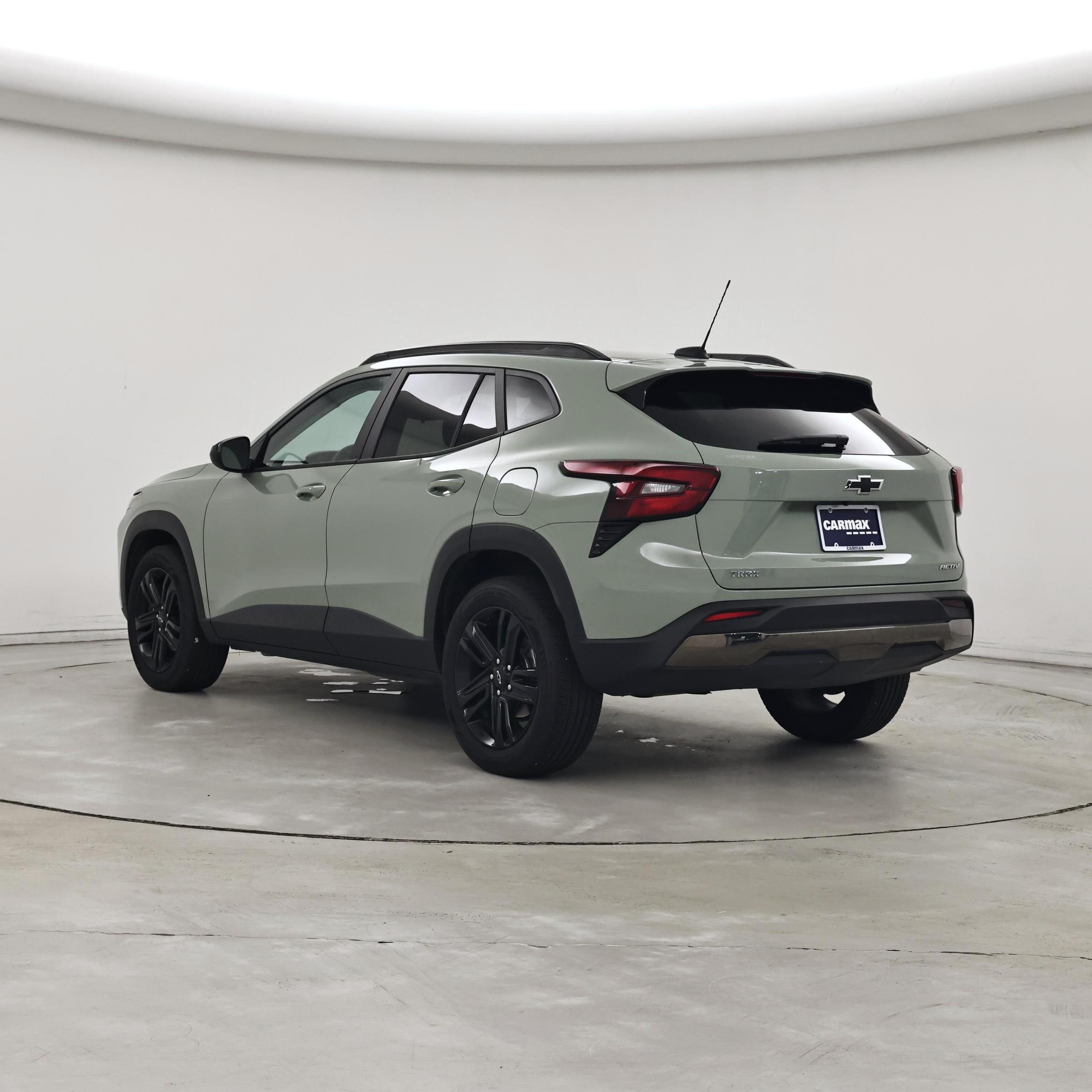 Thumbnail: 2025 Chevrolet Trax - 2