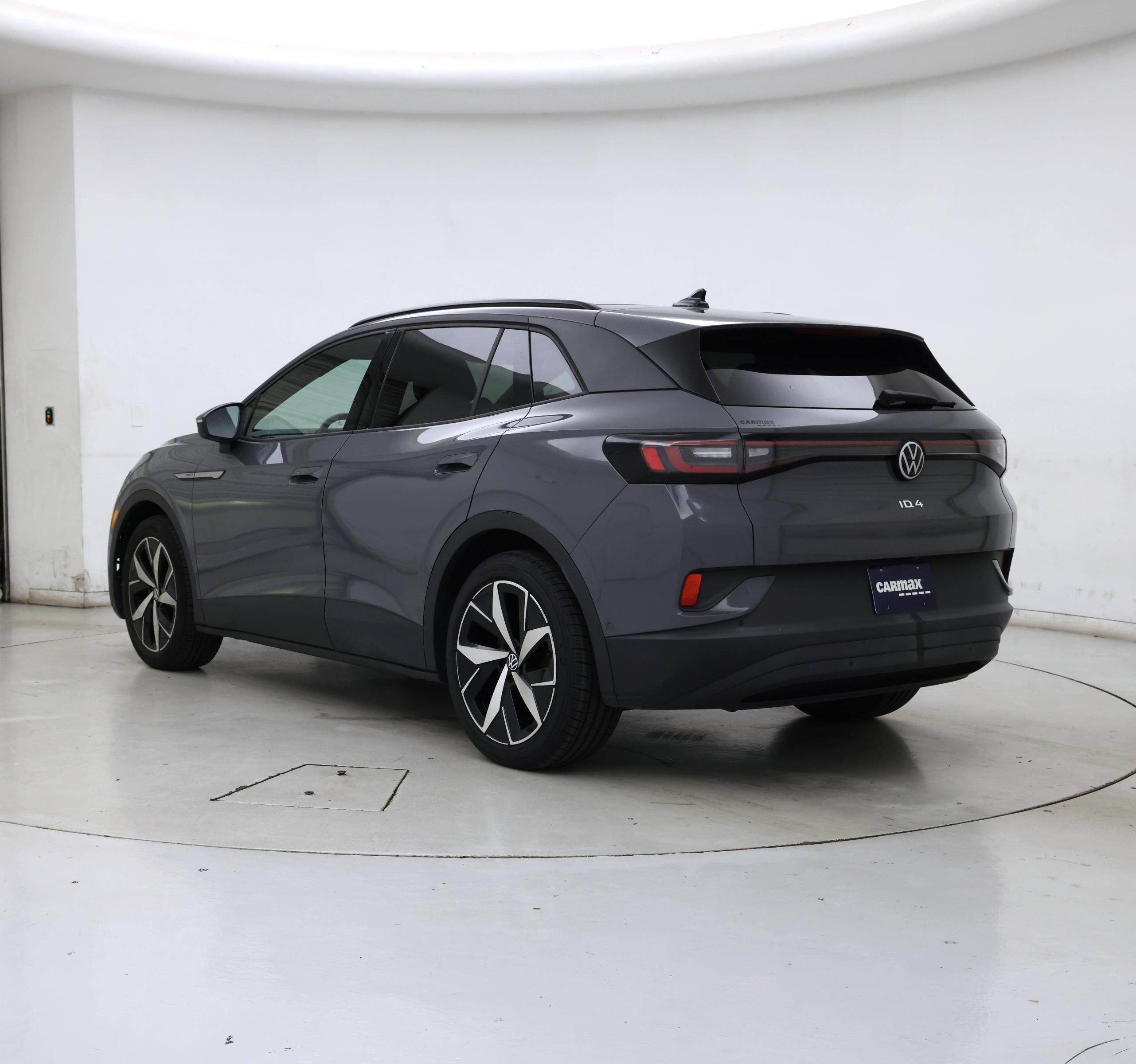 Thumbnail: 2023 Volkswagen ID.4 - 2