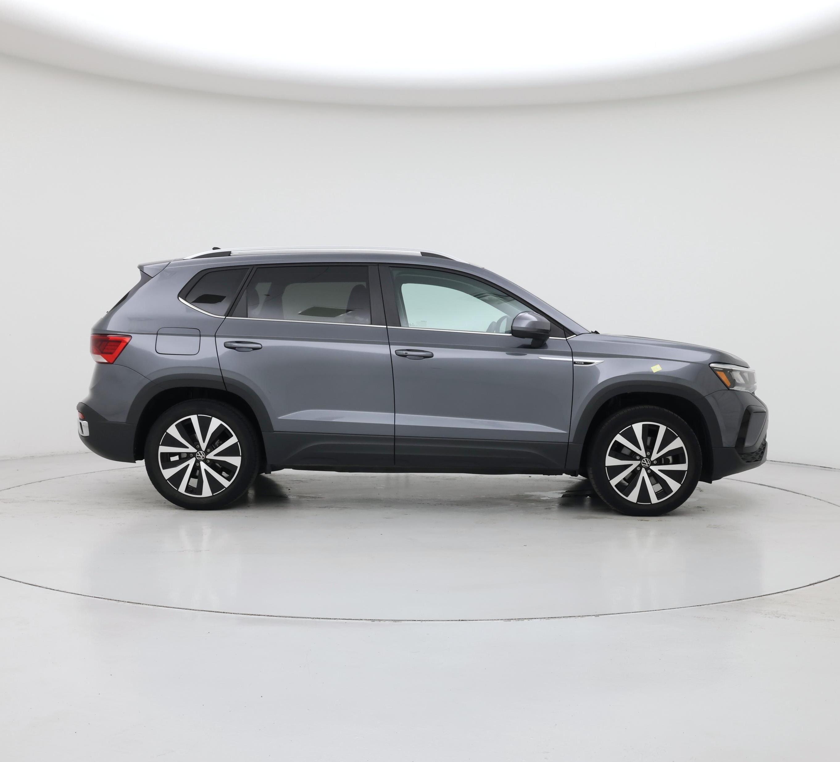 Thumbnail: 2023 Volkswagen Taos - 7