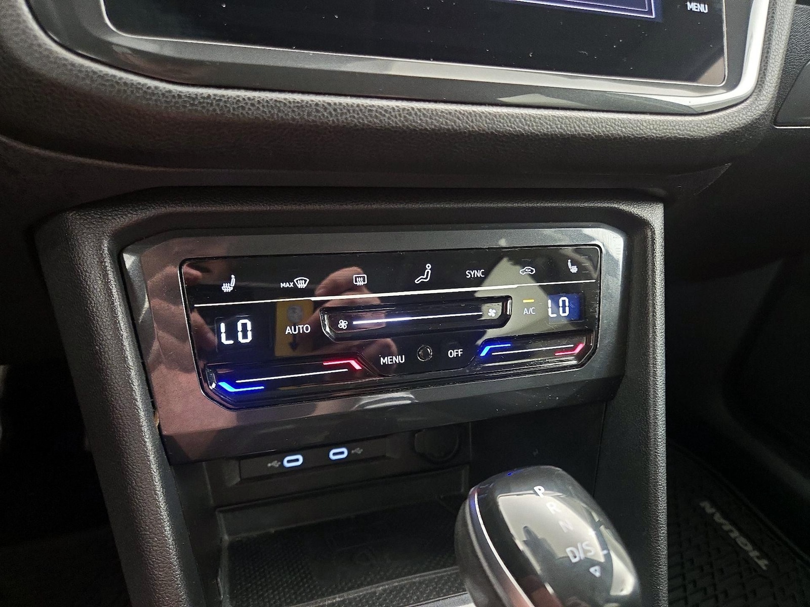2023 Volkswagen Tiguan SE - Photo 17