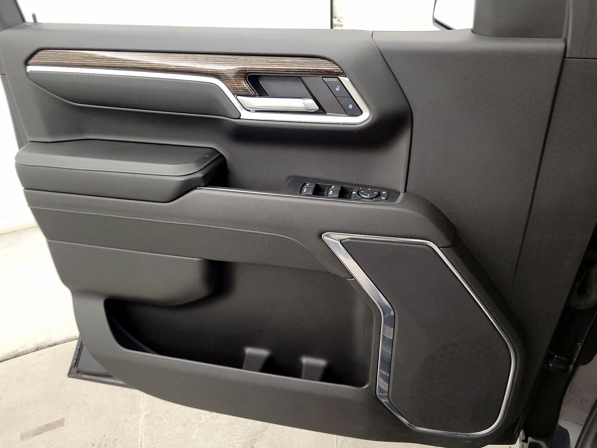 Thumbnail: 2024 GMC Sierra 1500 - 12