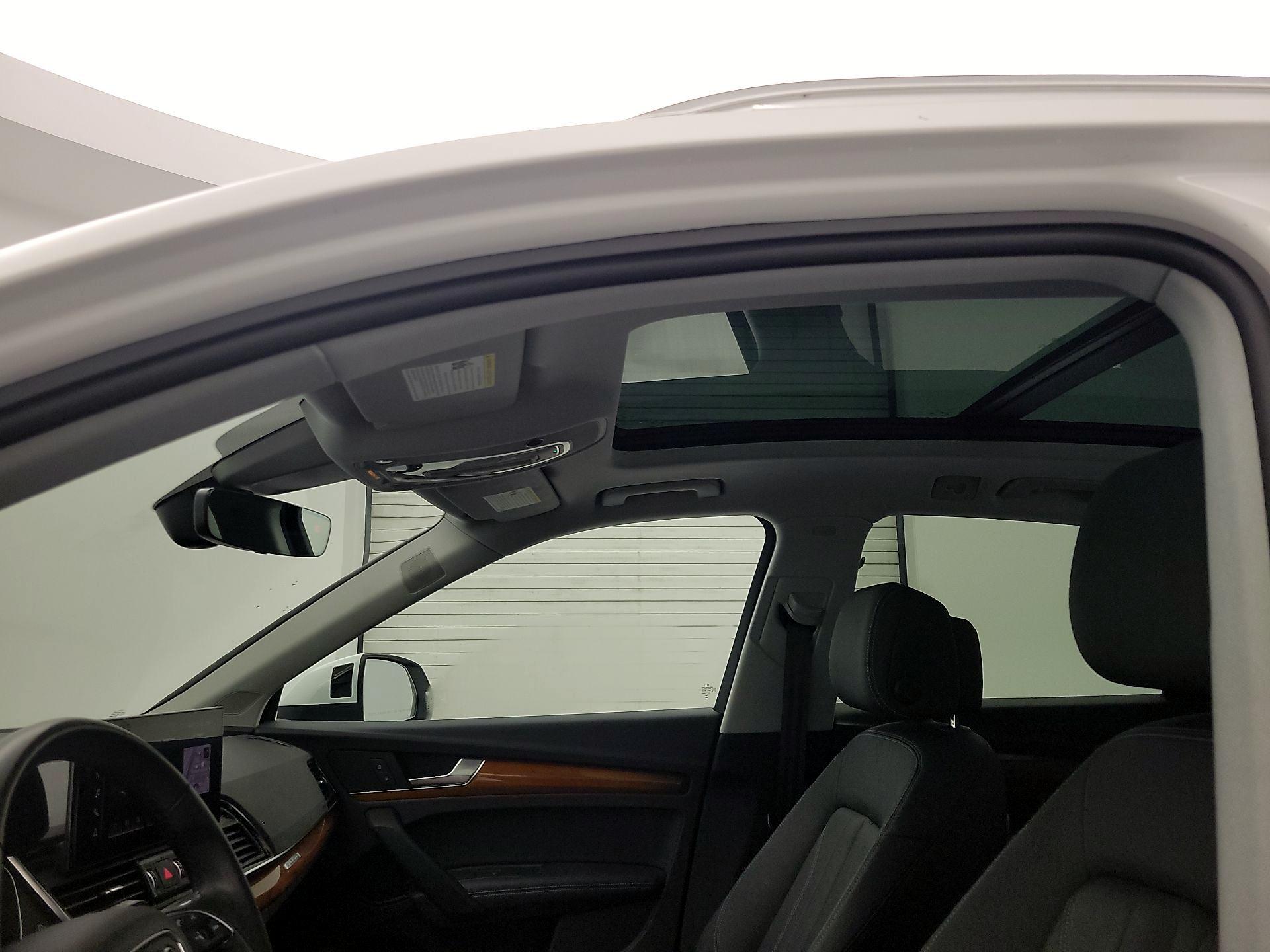 Thumbnail: 2023 Audi Q5 - 20