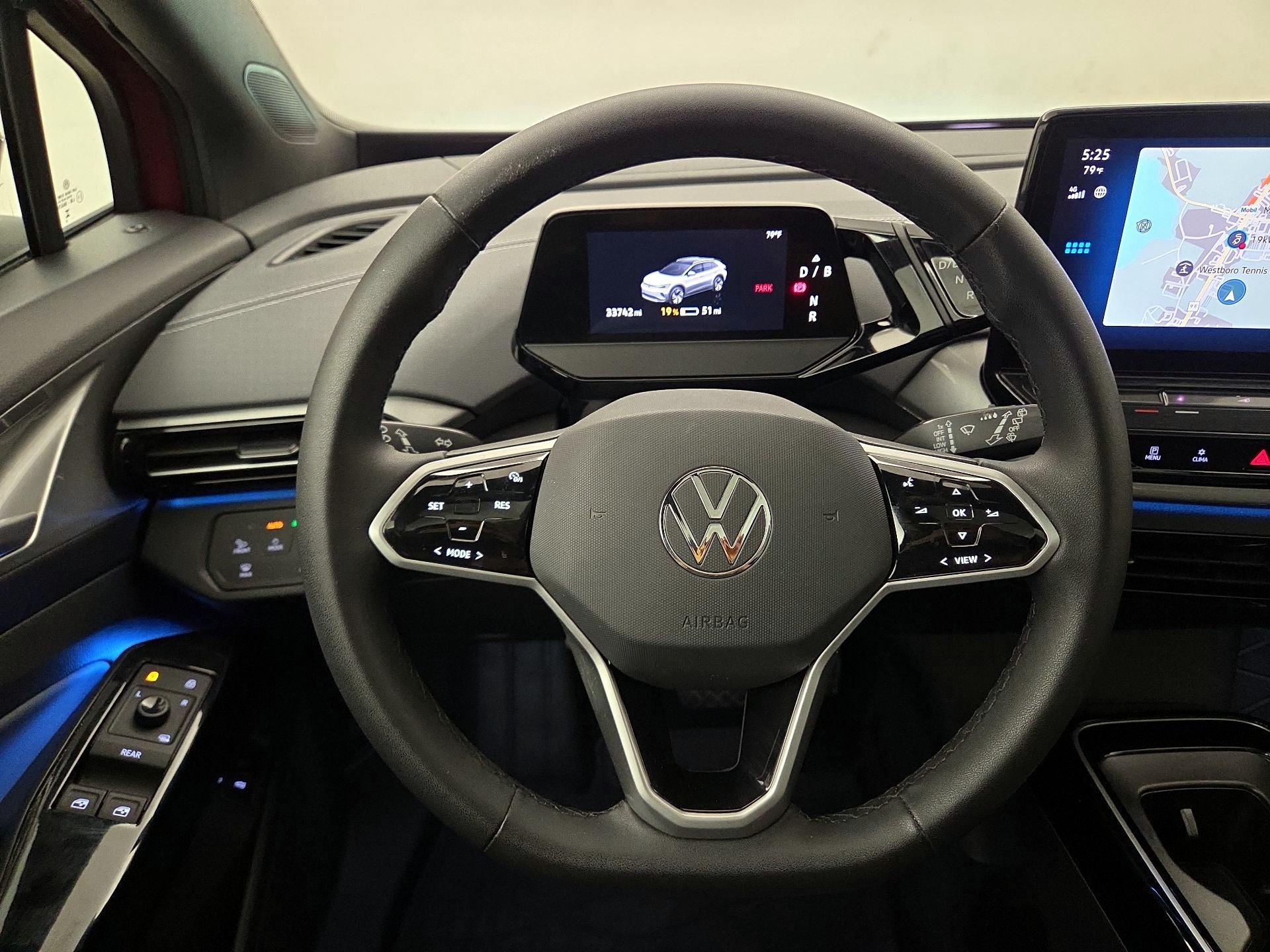 Thumbnail: 2023 Volkswagen ID.4 - 10