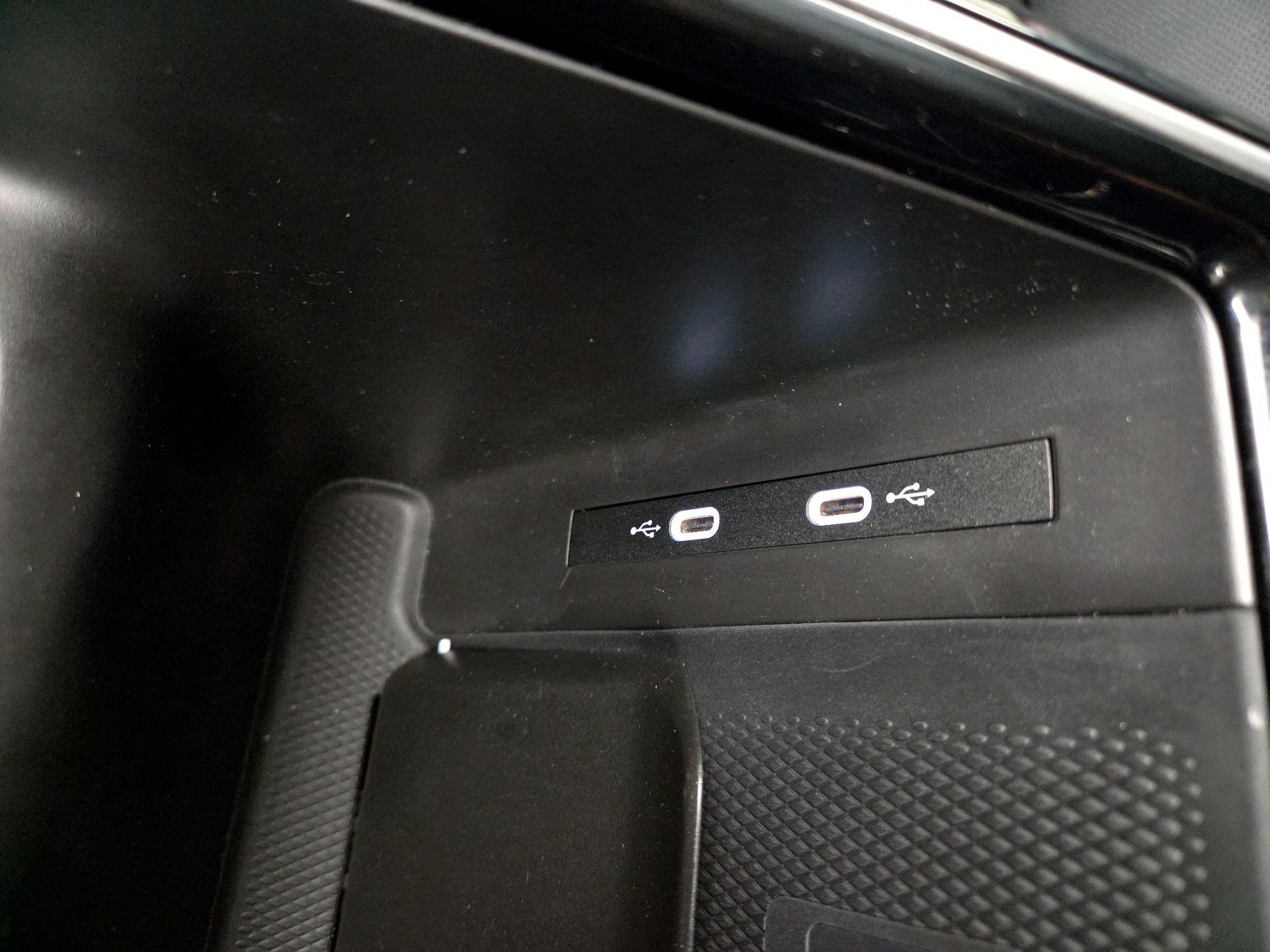 Thumbnail: 2023 Volkswagen ID.4 - 19
