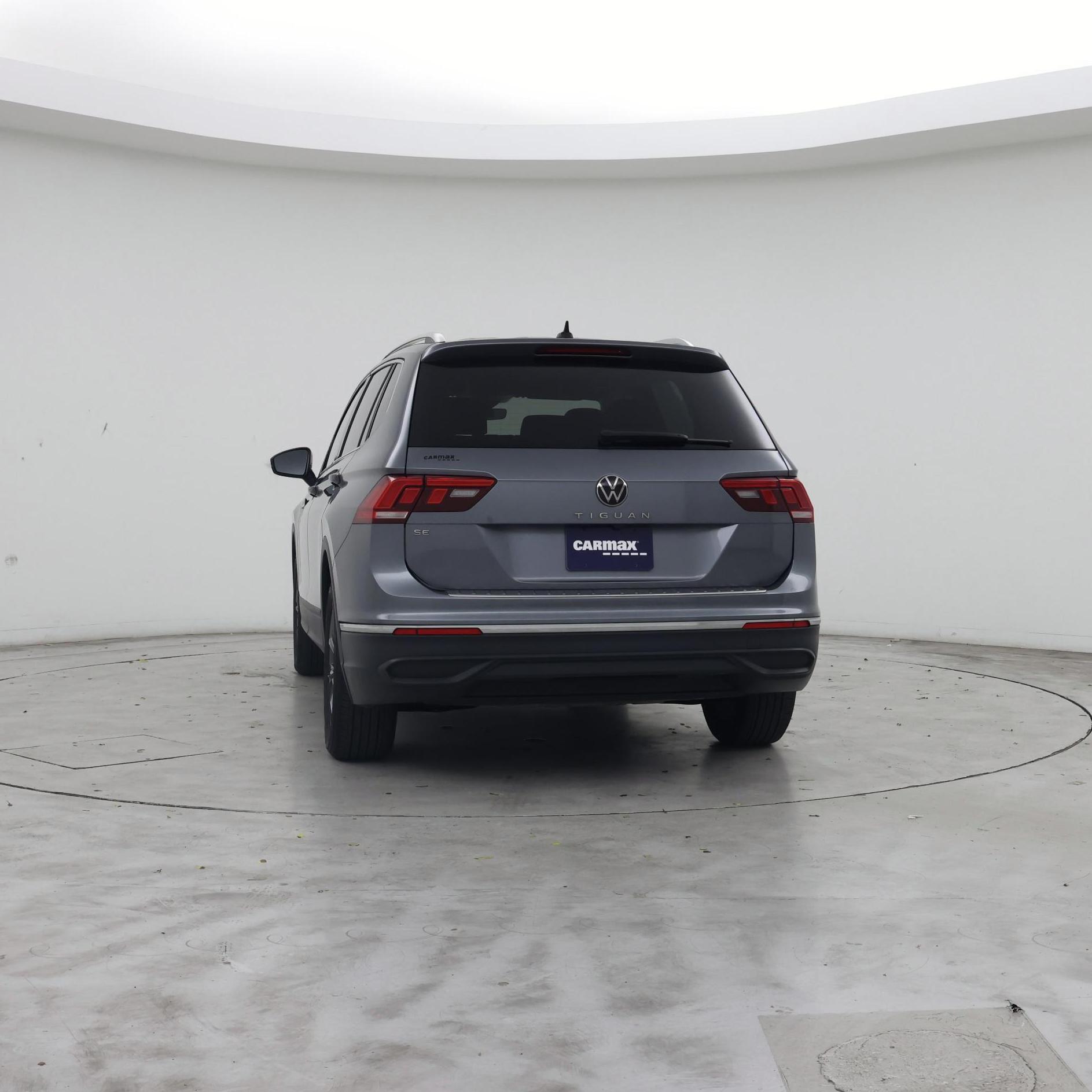 Thumbnail: 2023 Volkswagen Tiguan - 6
