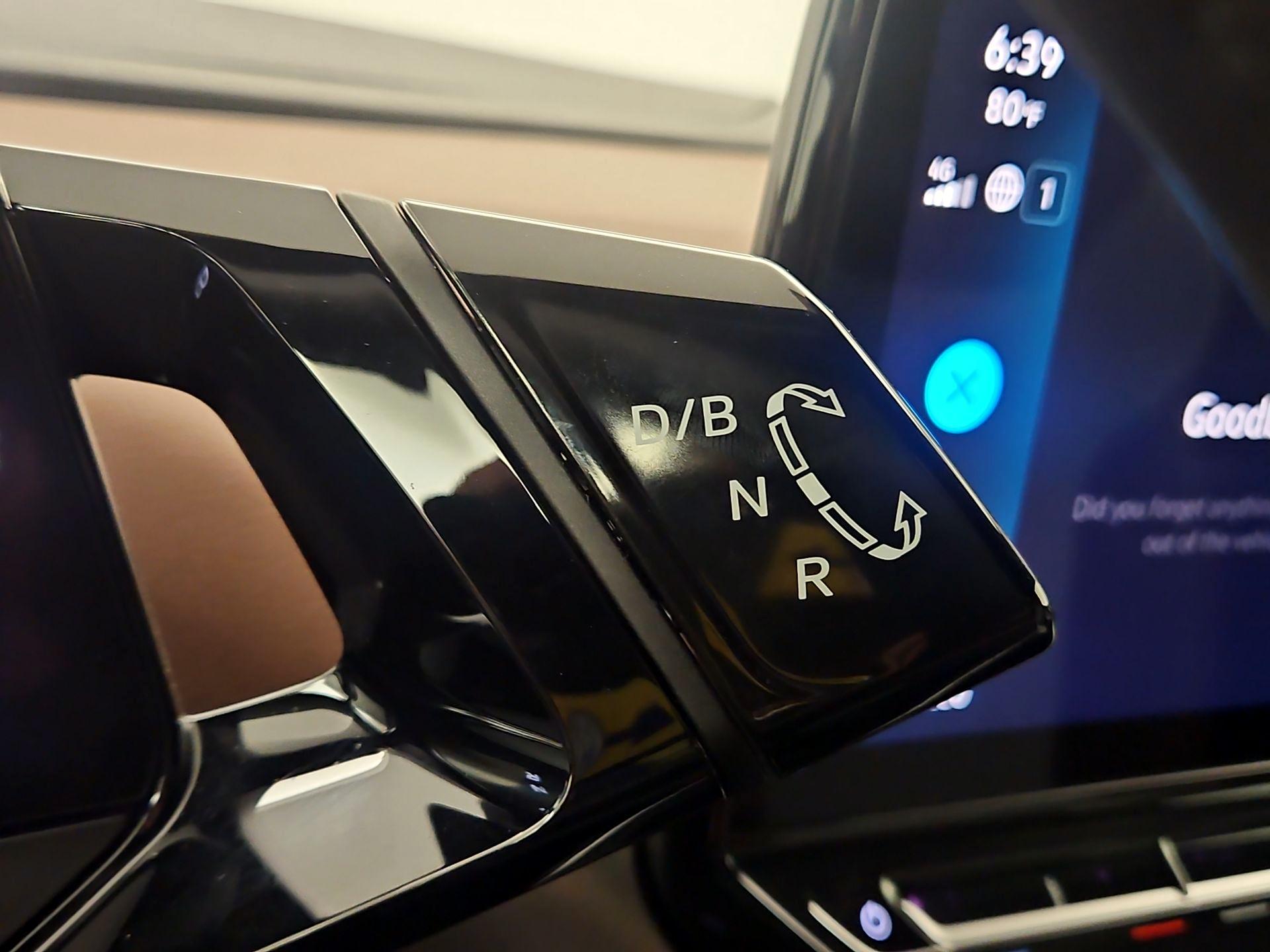 Thumbnail: 2023 Volkswagen ID.4 - 15