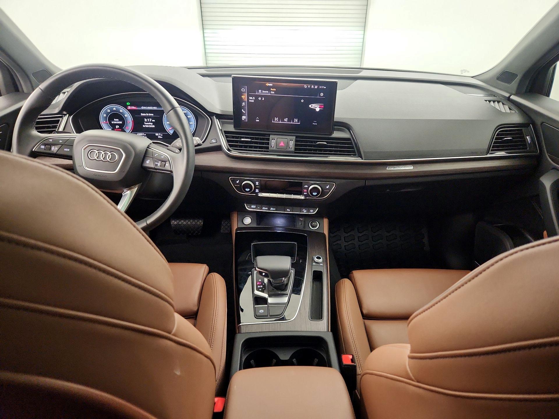 Thumbnail: 2023 Audi Q5 - 9