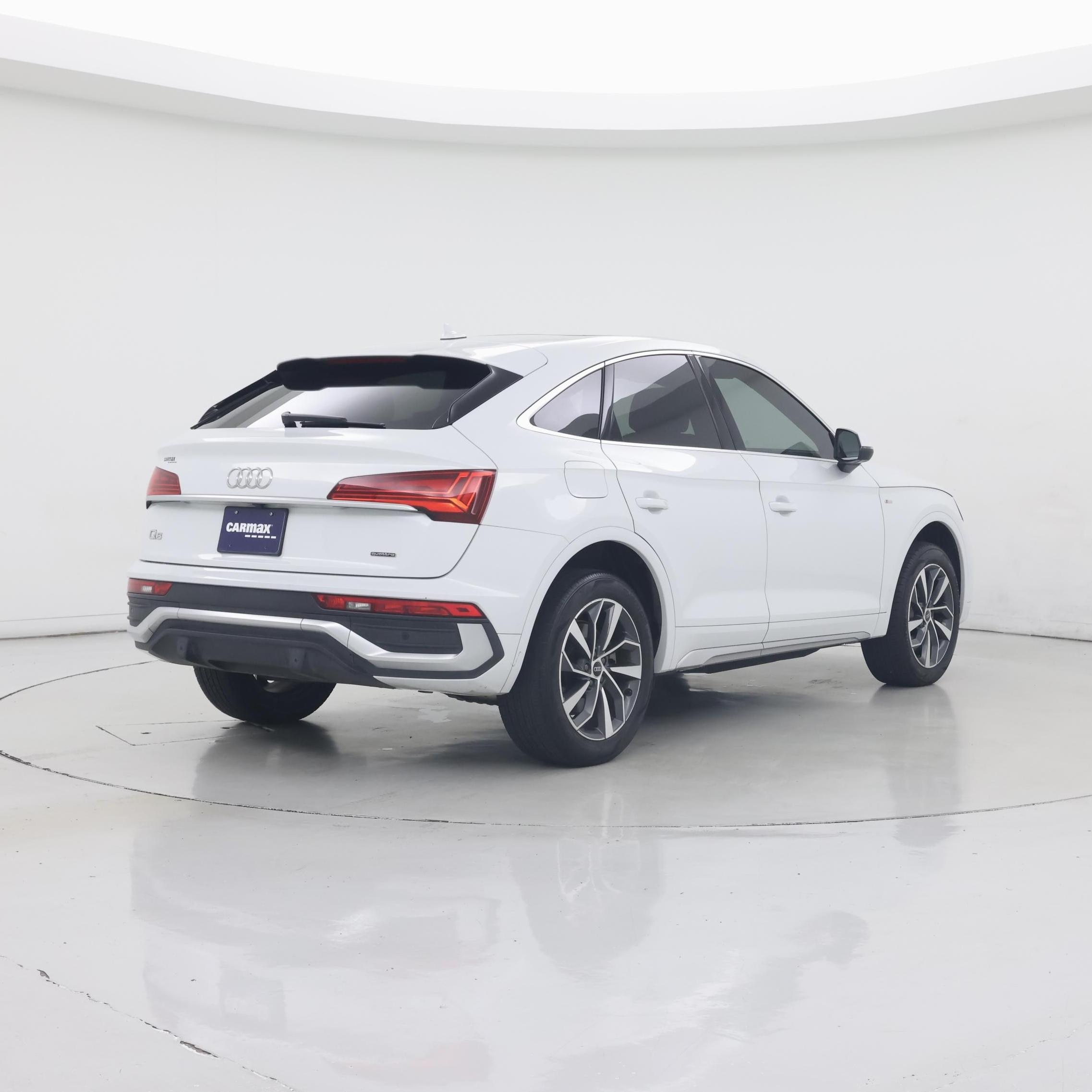 Thumbnail: 2023 Audi Q5 - 8