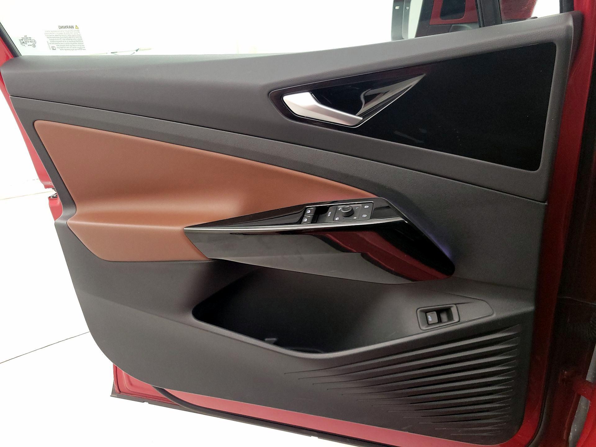 Thumbnail: 2022 Volkswagen ID.4 - 12