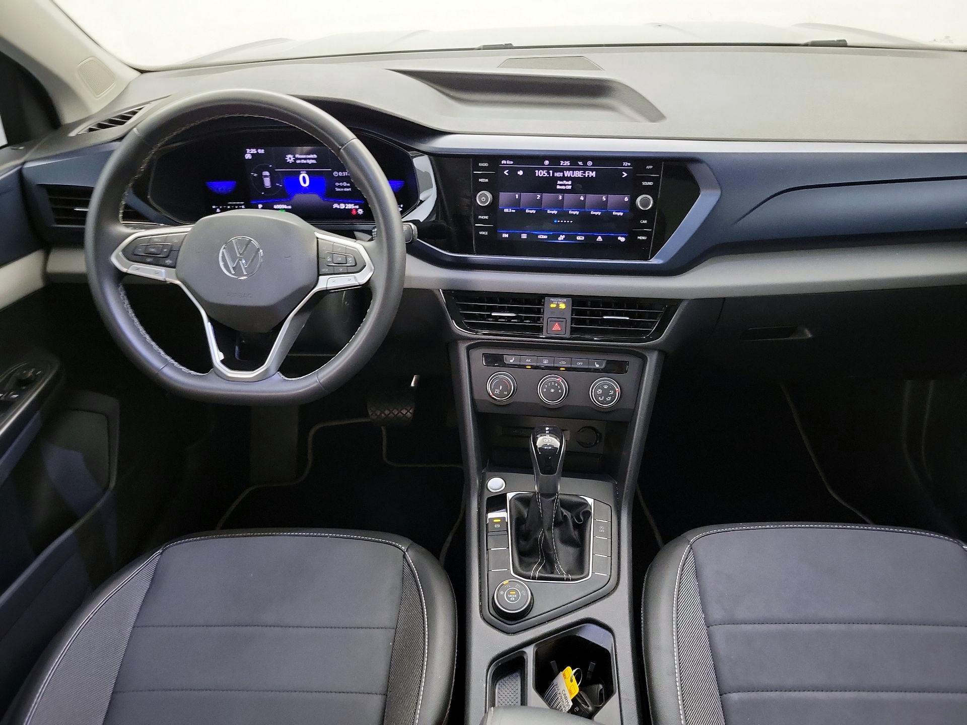 Thumbnail: 2022 Volkswagen Taos - 9