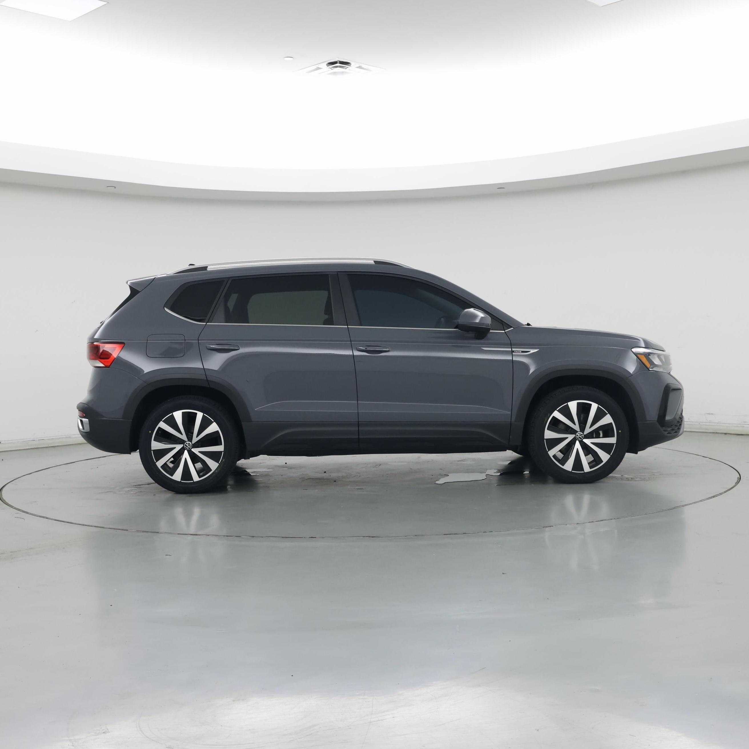Thumbnail: 2022 Volkswagen Taos - 7