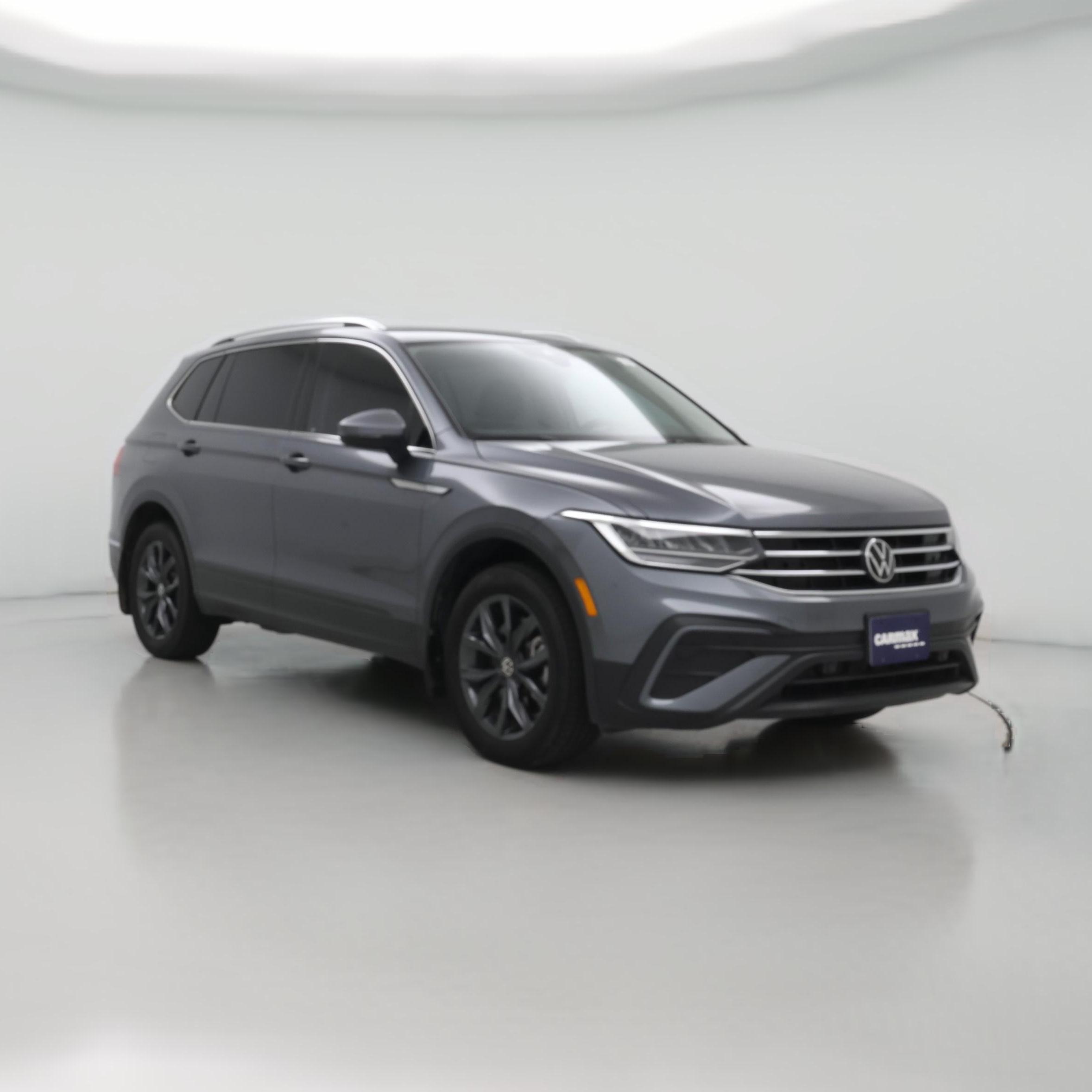 Thumbnail: 2023 Volkswagen Tiguan - 1