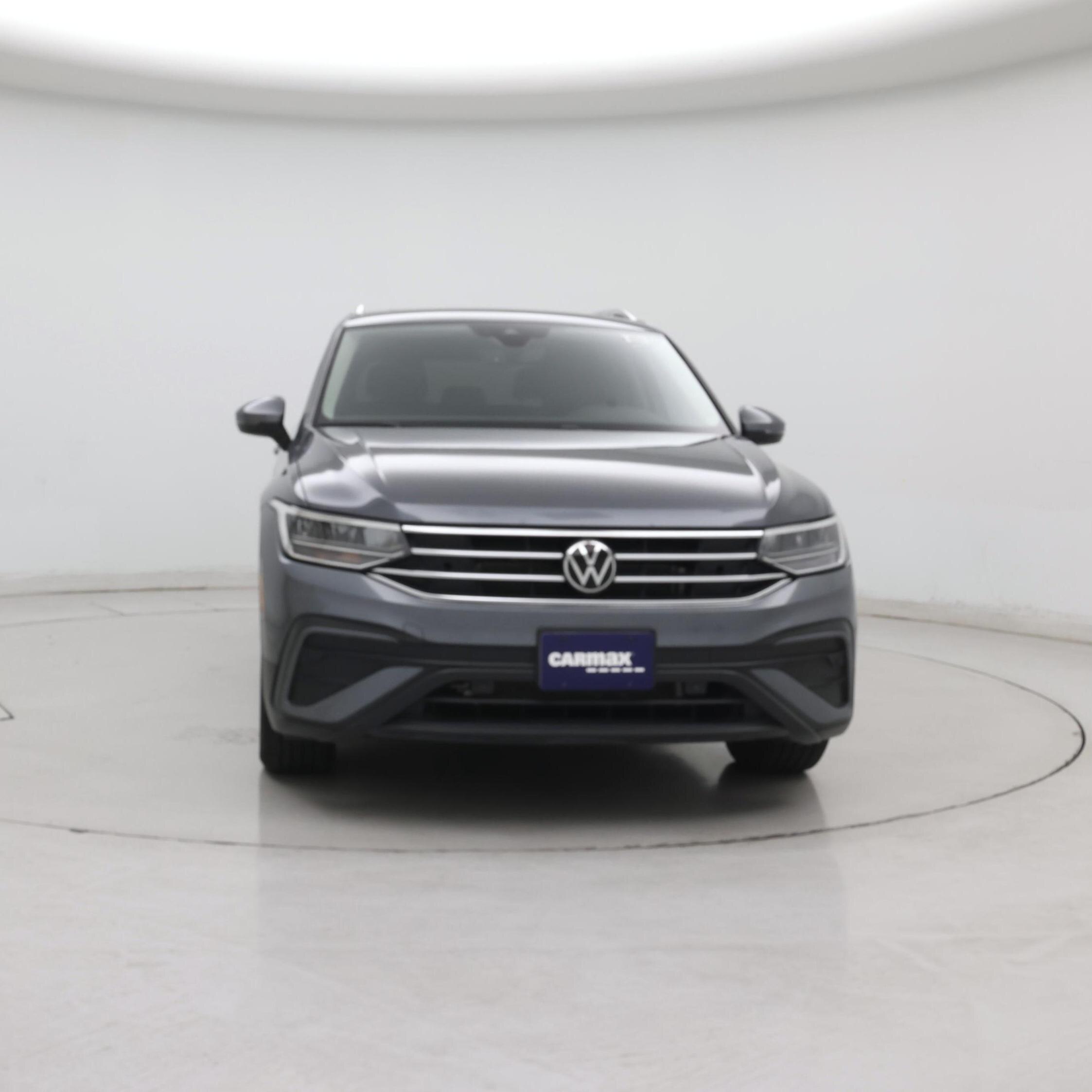 Thumbnail: 2023 Volkswagen Tiguan - 5