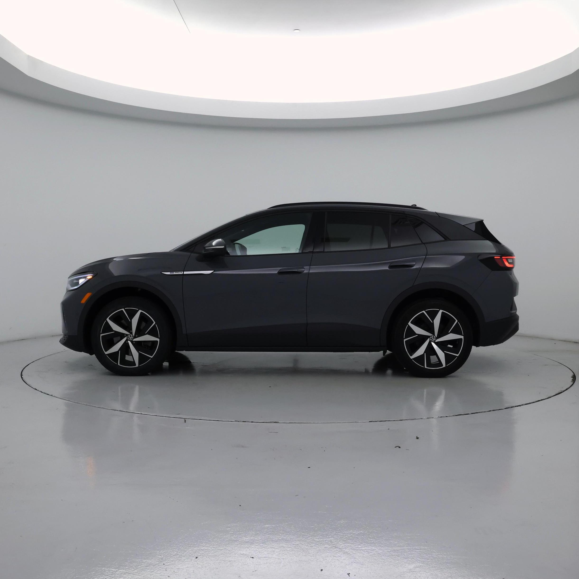 Thumbnail: 2023 Volkswagen ID.4 - 3