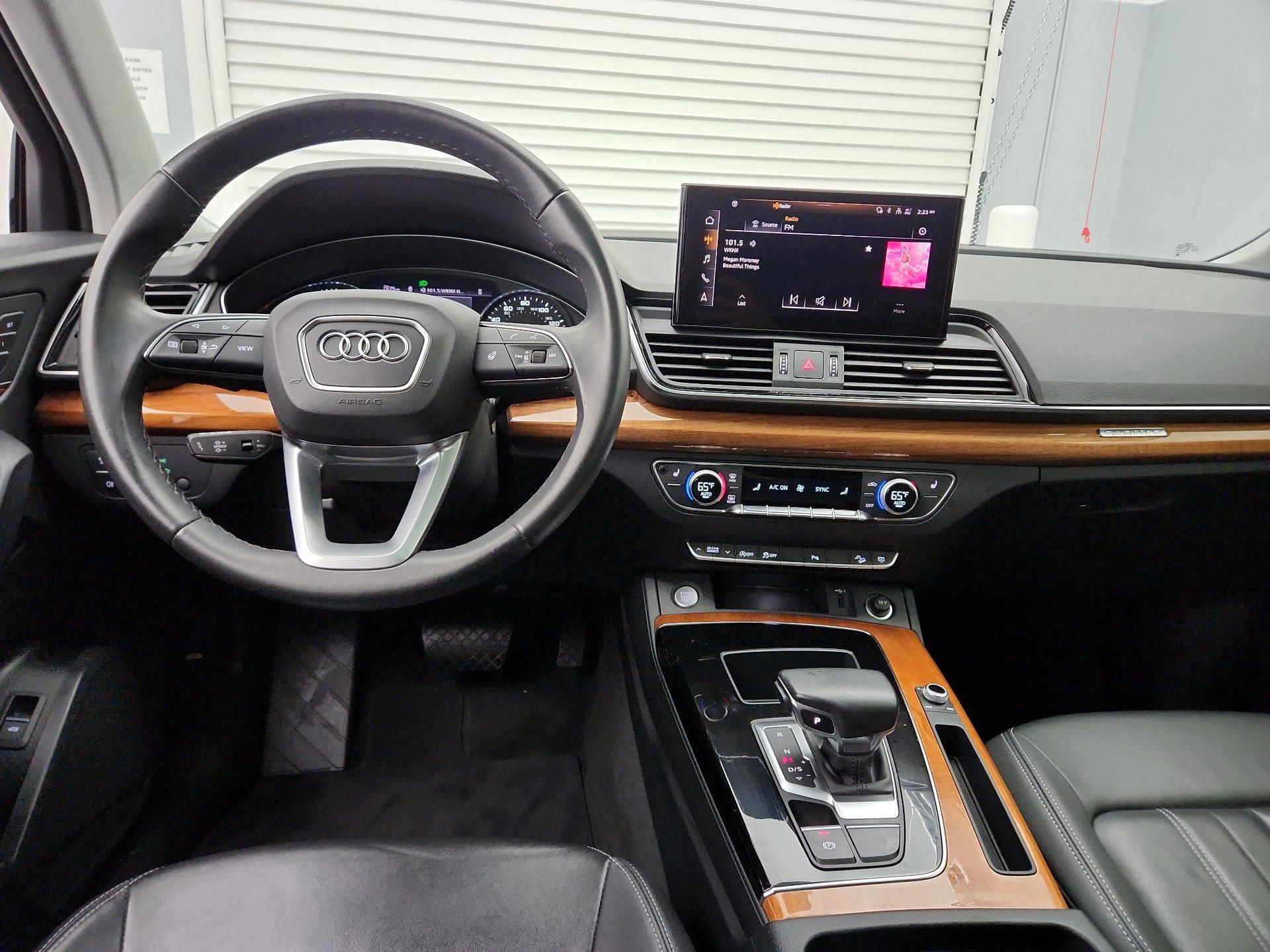 Thumbnail: 2023 Audi Q5 - 9
