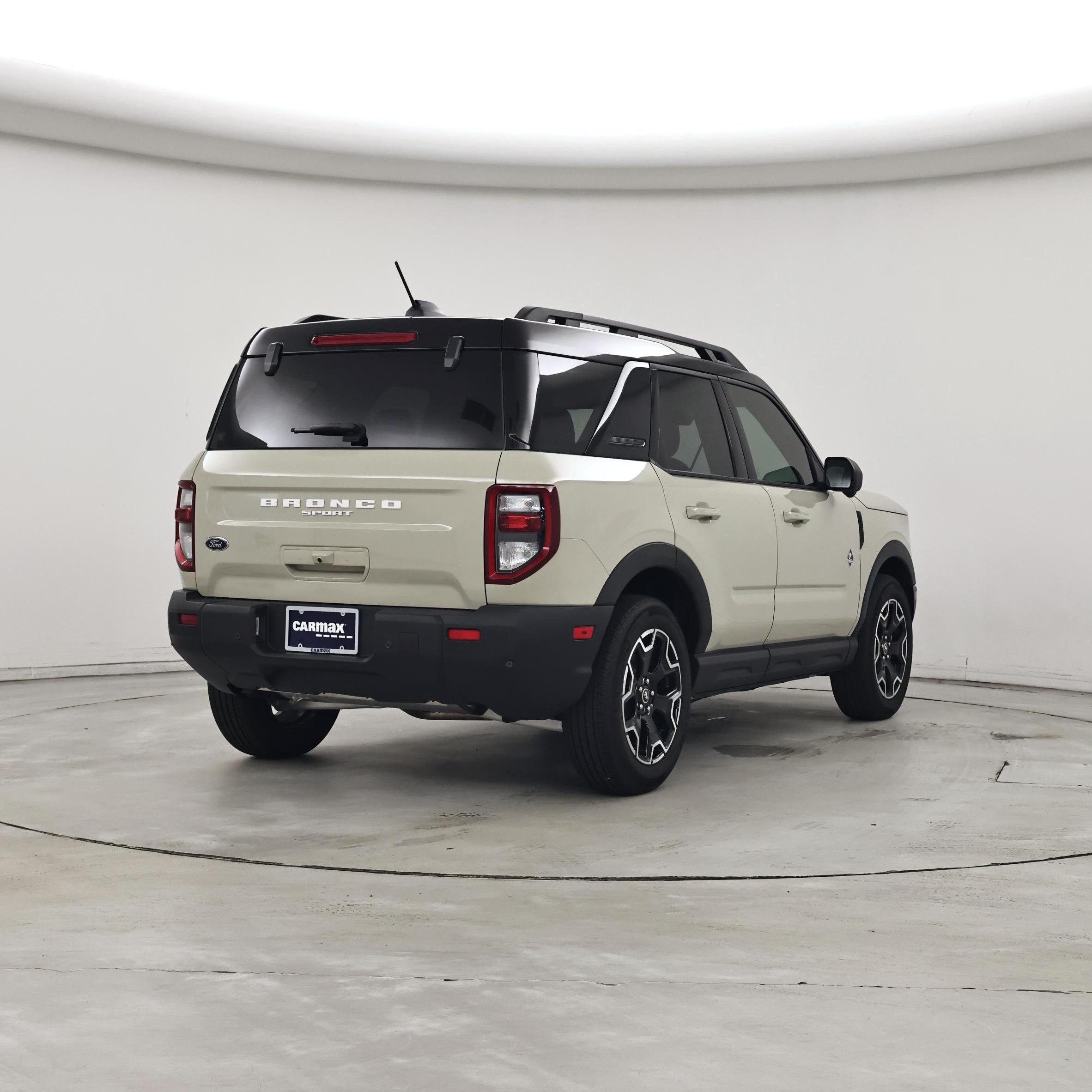 Thumbnail: 2025 Ford Bronco Sport - 8