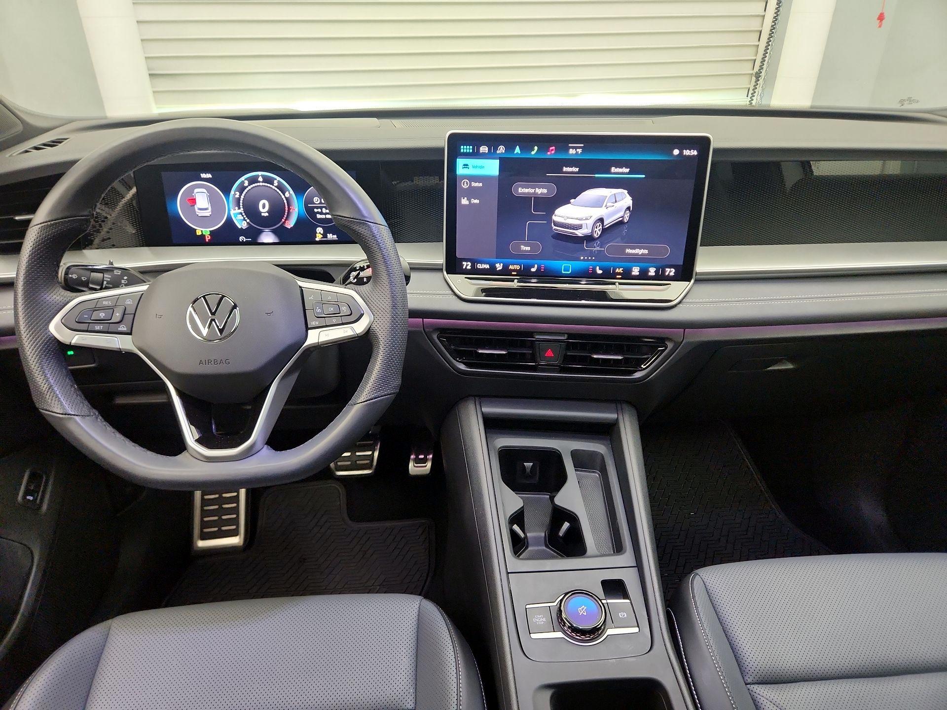 Thumbnail: 2025 Volkswagen Tiguan - 9