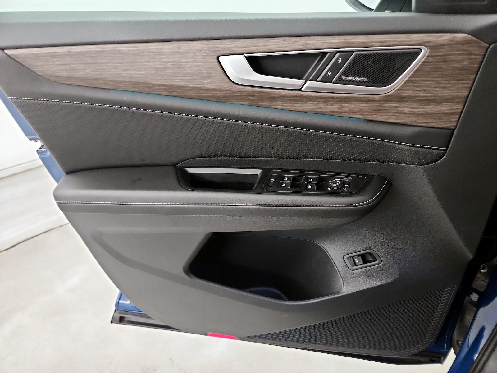2026 Volkswagen Atlas SEL Premium R-Line - Photo 13