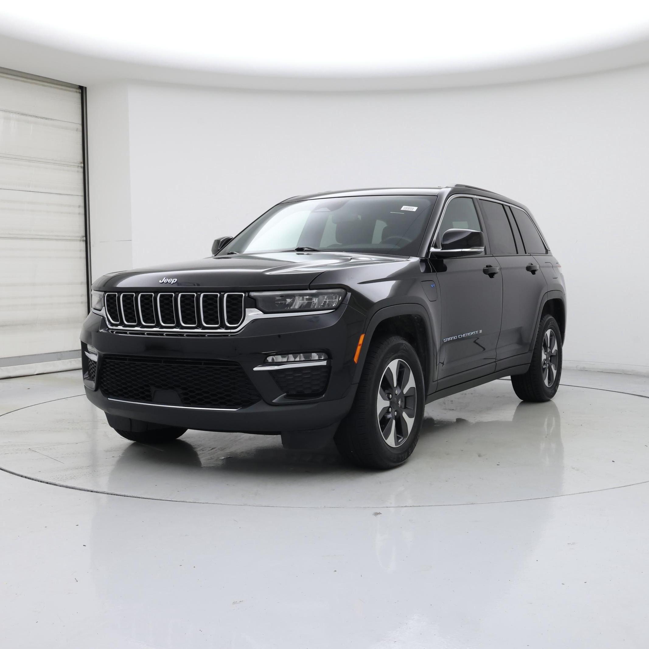 Thumbnail: 2024 Jeep Grand Cherokee - 4