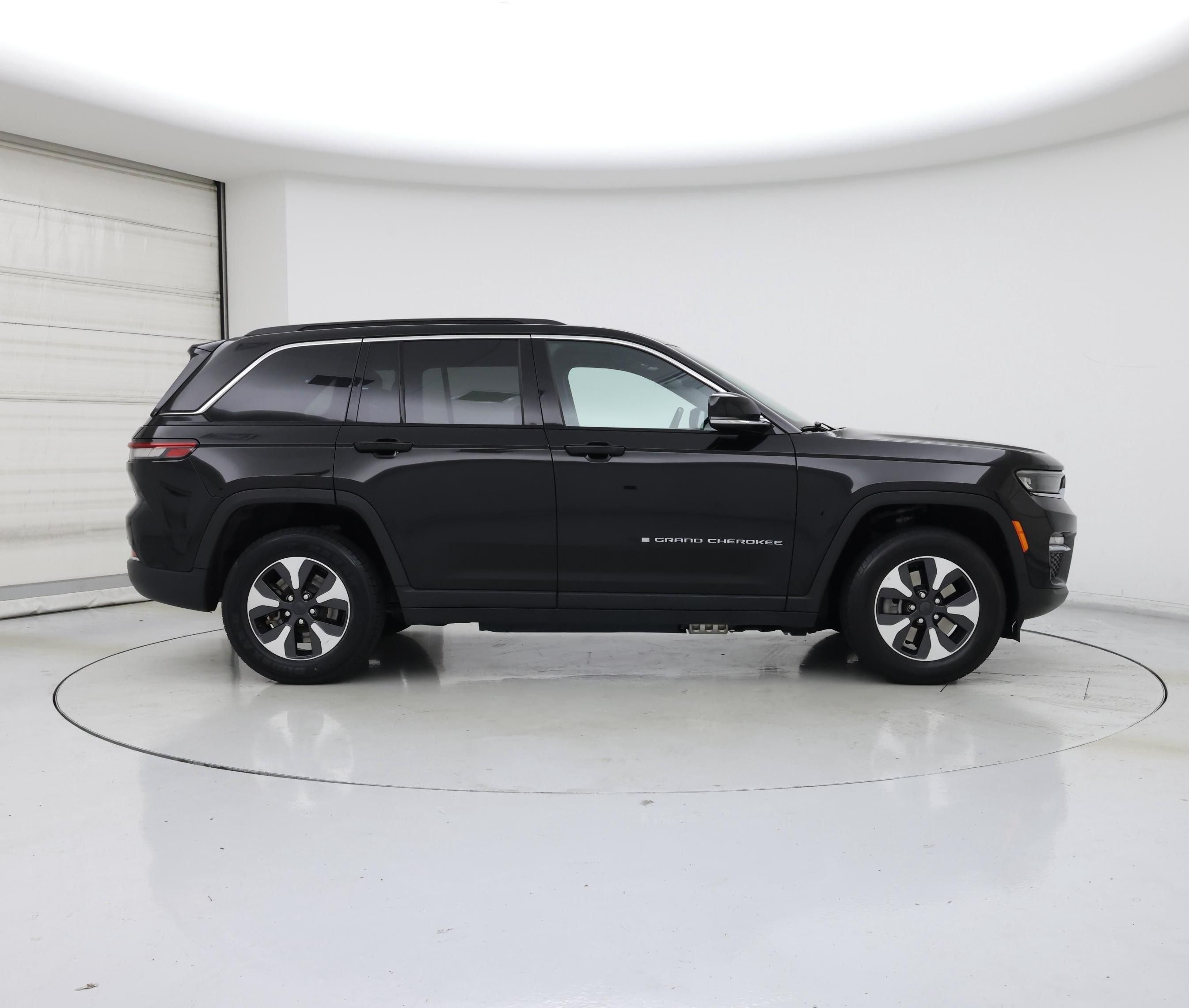 Thumbnail: 2024 Jeep Grand Cherokee - 7