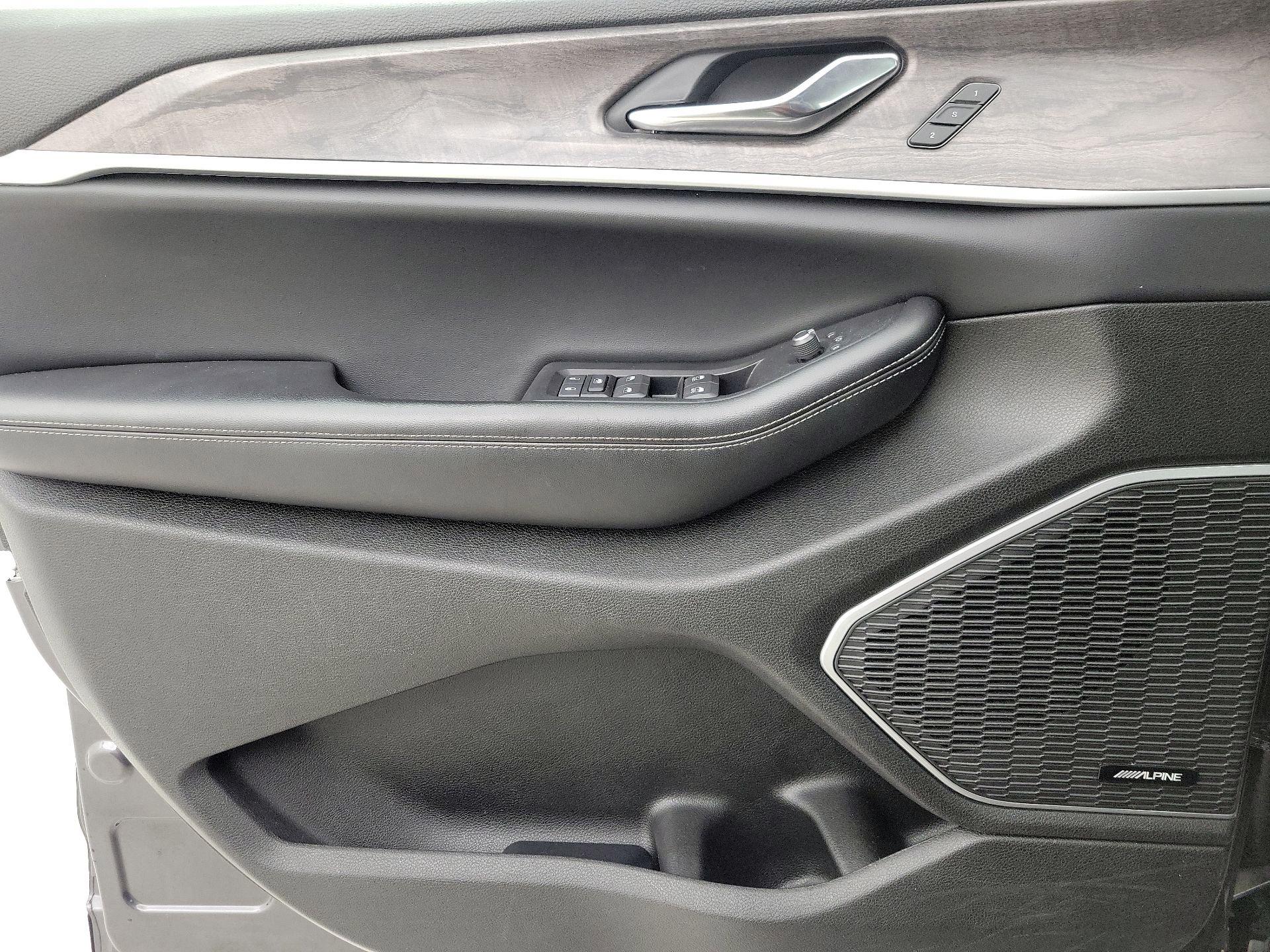 Thumbnail: 2024 Jeep Grand Cherokee - 12