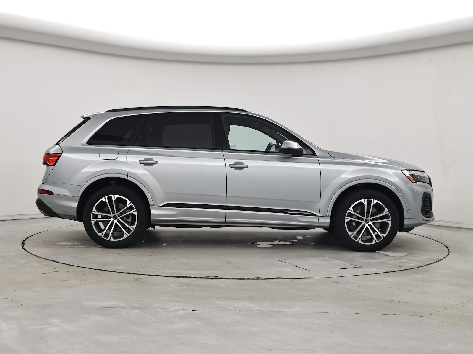 2025 Audi Q7 Premium Plus - Photo 8