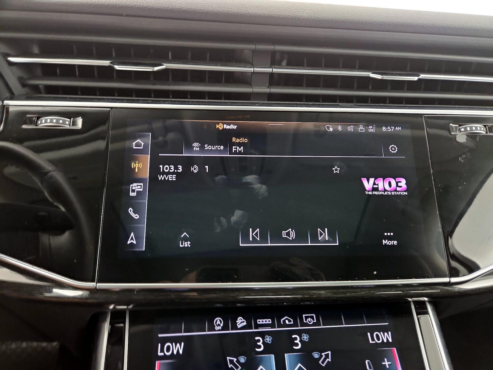 2023 Audi Q7 Premium Plus - Photo 17