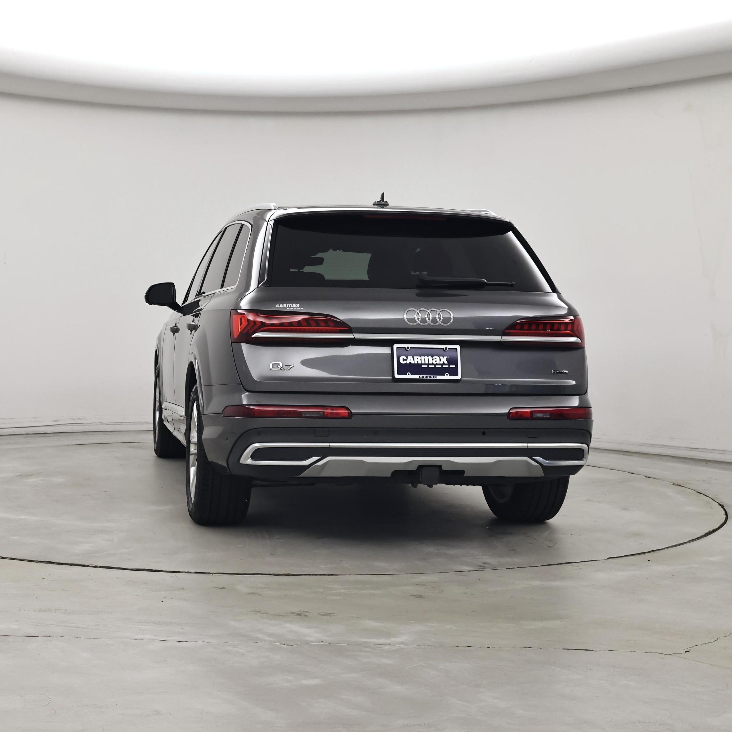 Thumbnail: 2023 Audi Q7 - 6
