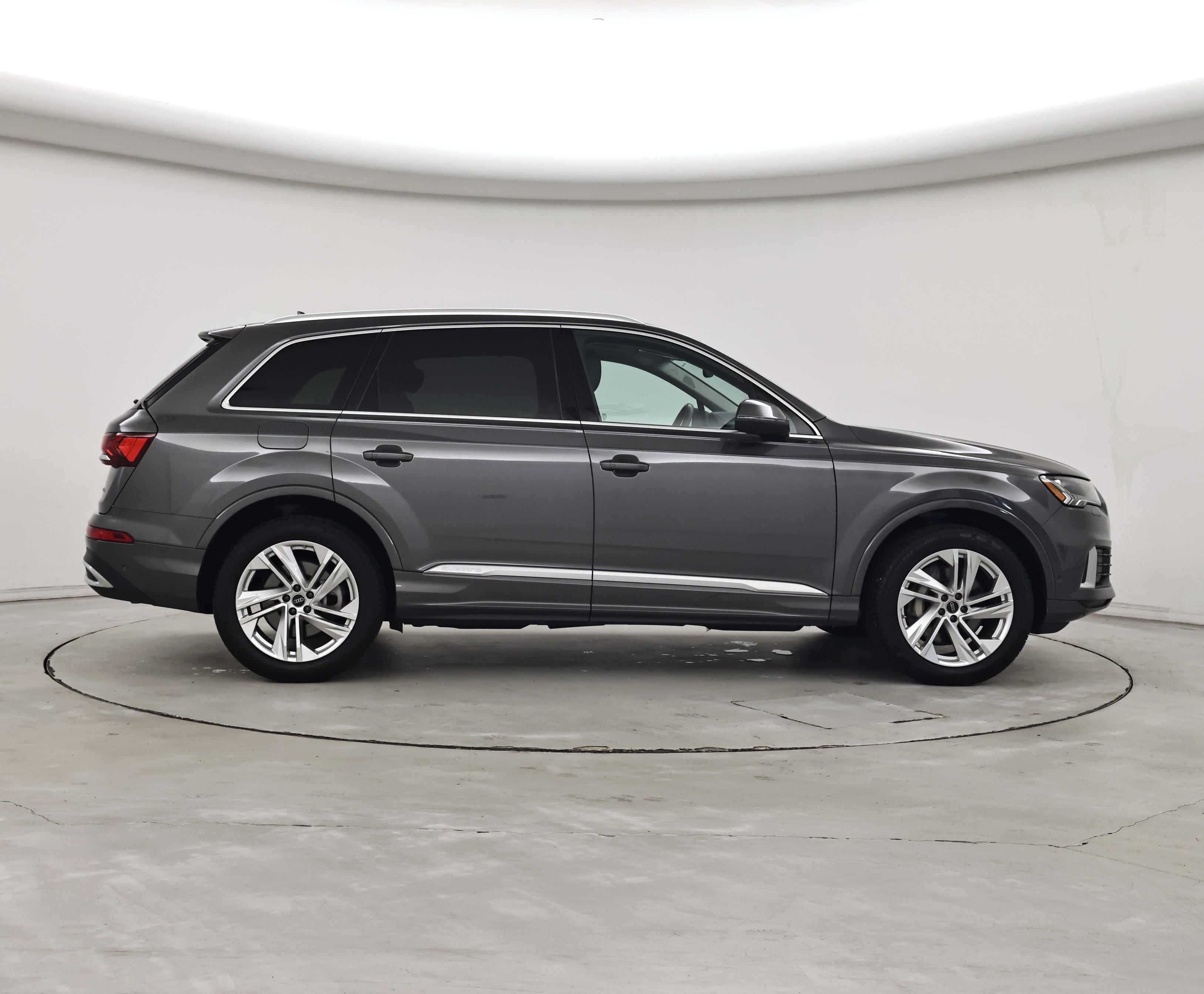 Thumbnail: 2023 Audi Q7 - 7
