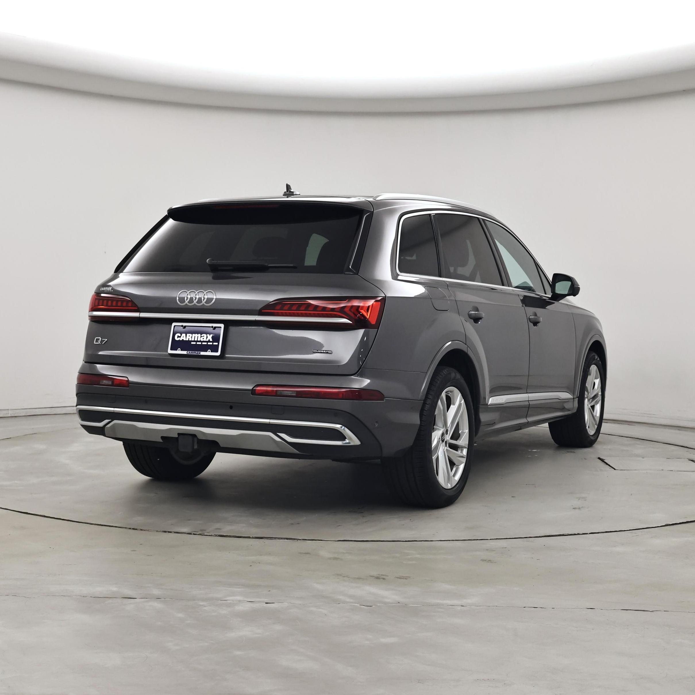Thumbnail: 2023 Audi Q7 - 8