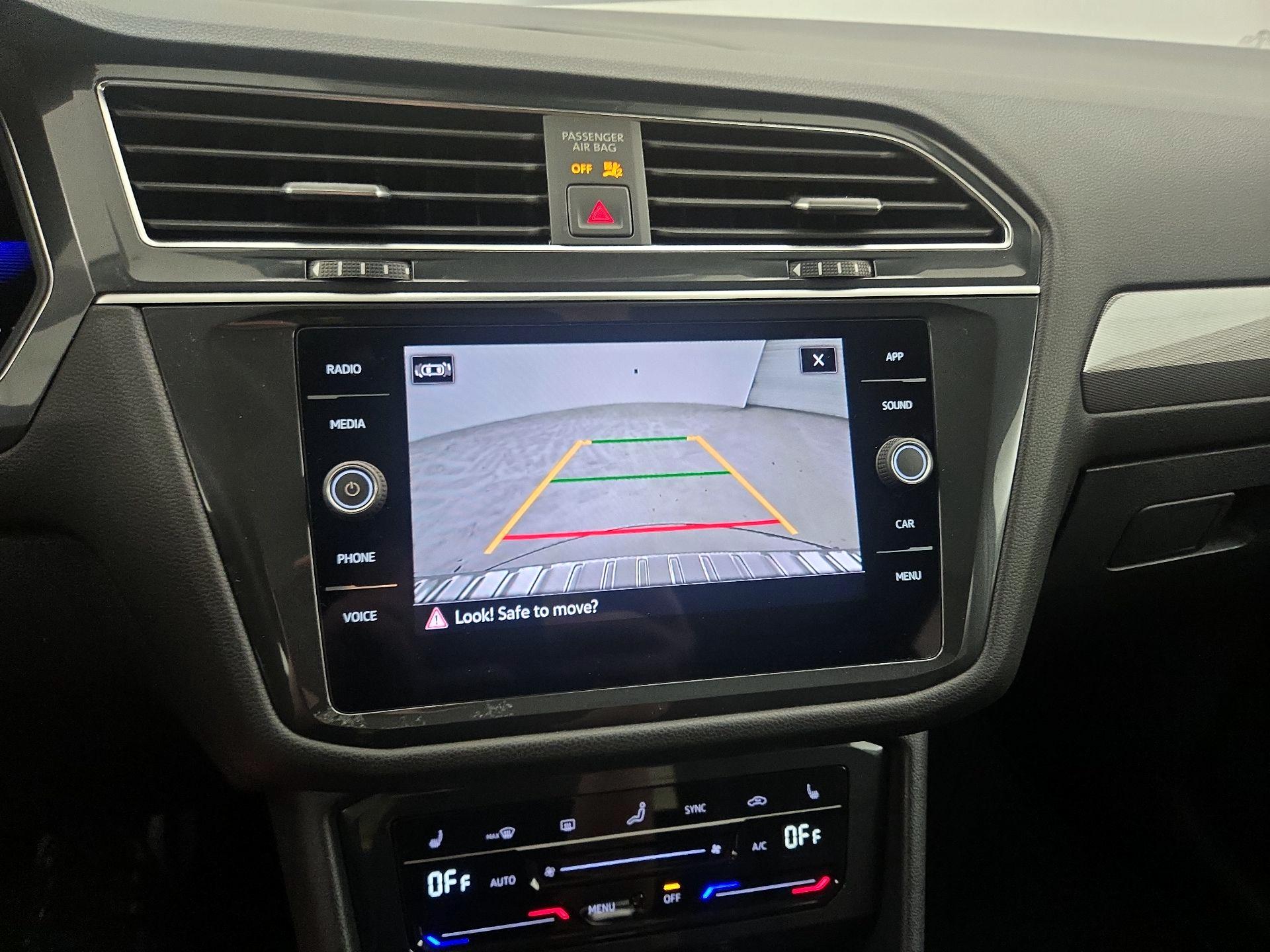 Thumbnail: 2023 Volkswagen Tiguan - 14