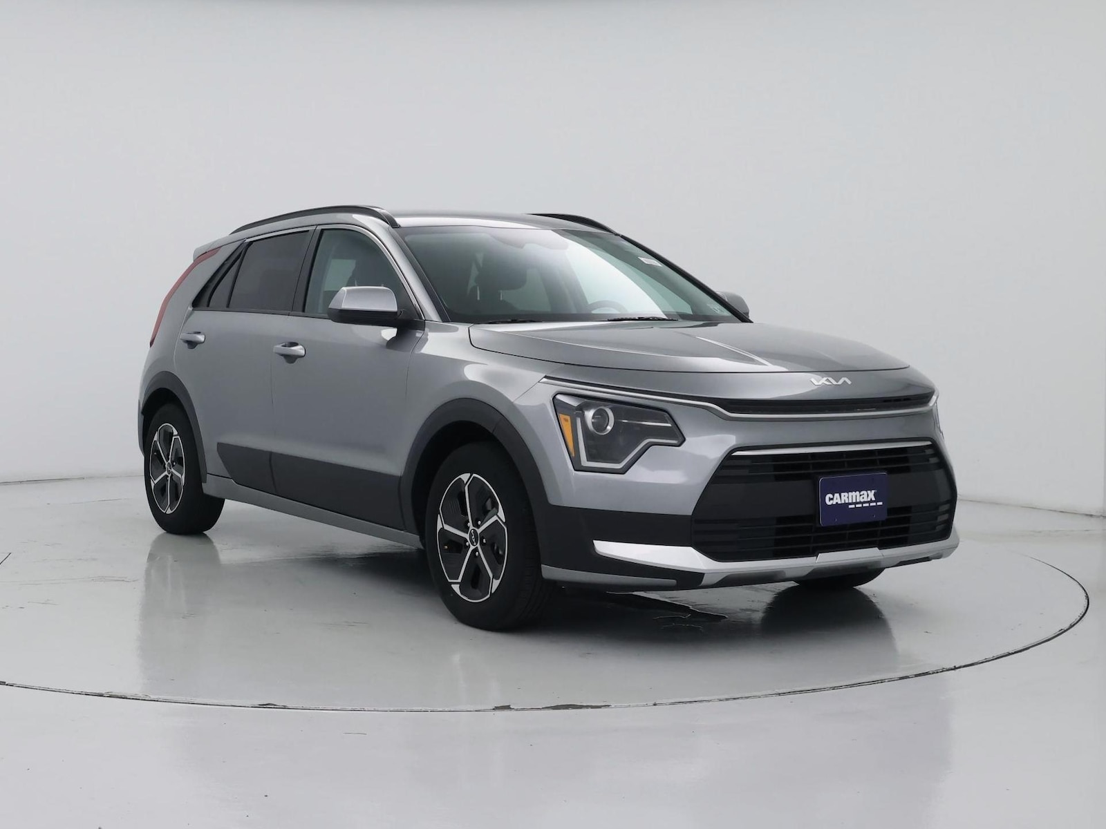 2023 Kia Niro LX - Photo 2