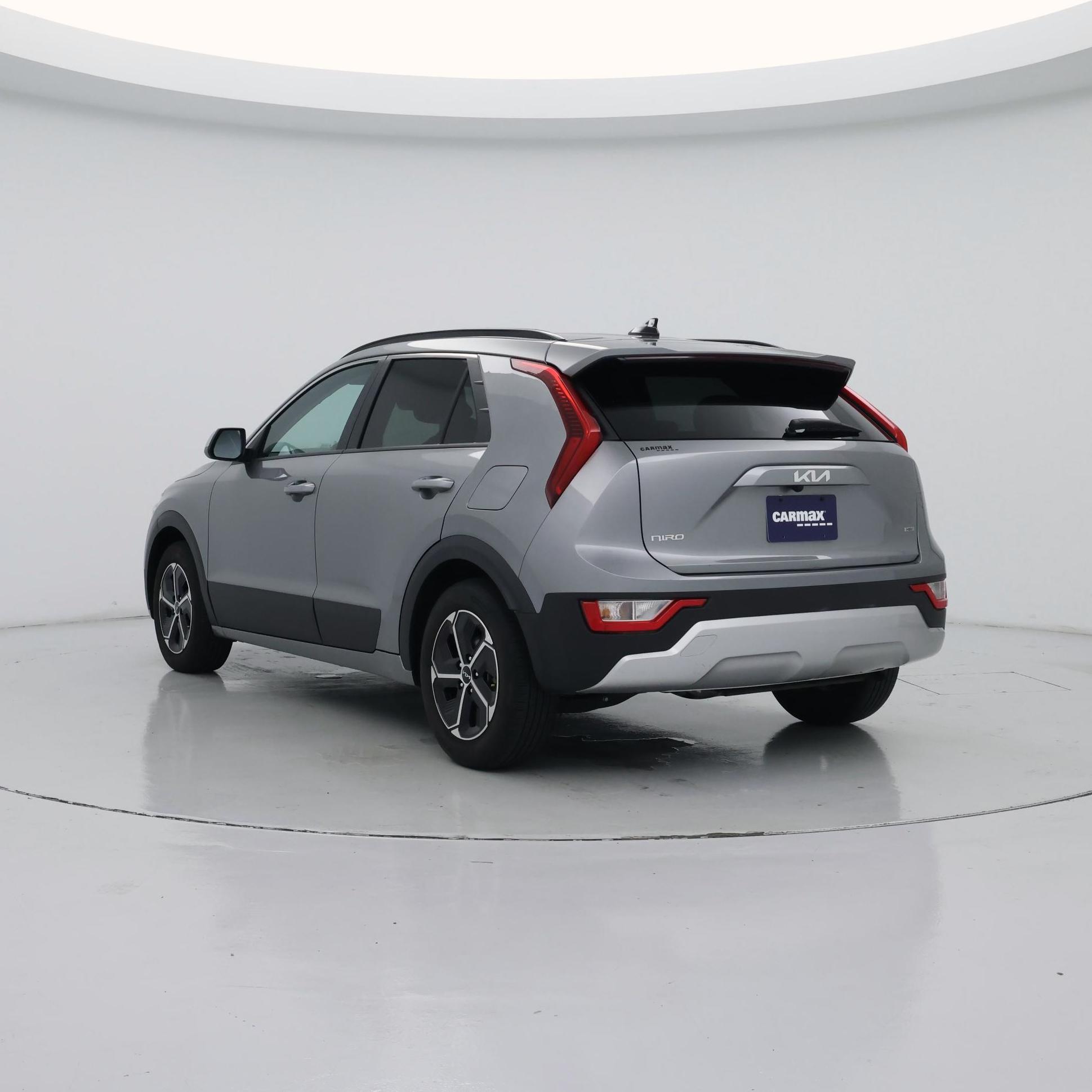 Thumbnail: 2023 Kia Niro - 2