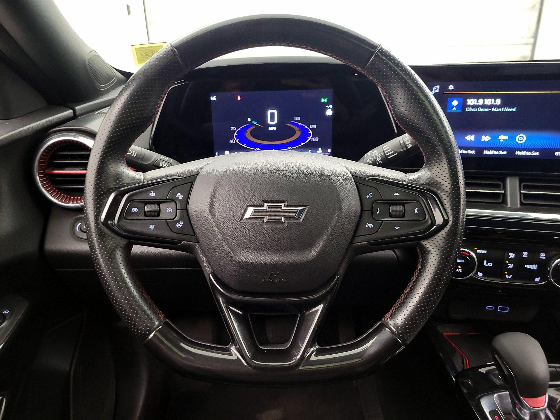 Thumbnail: 2024 Chevrolet Trax - 10
