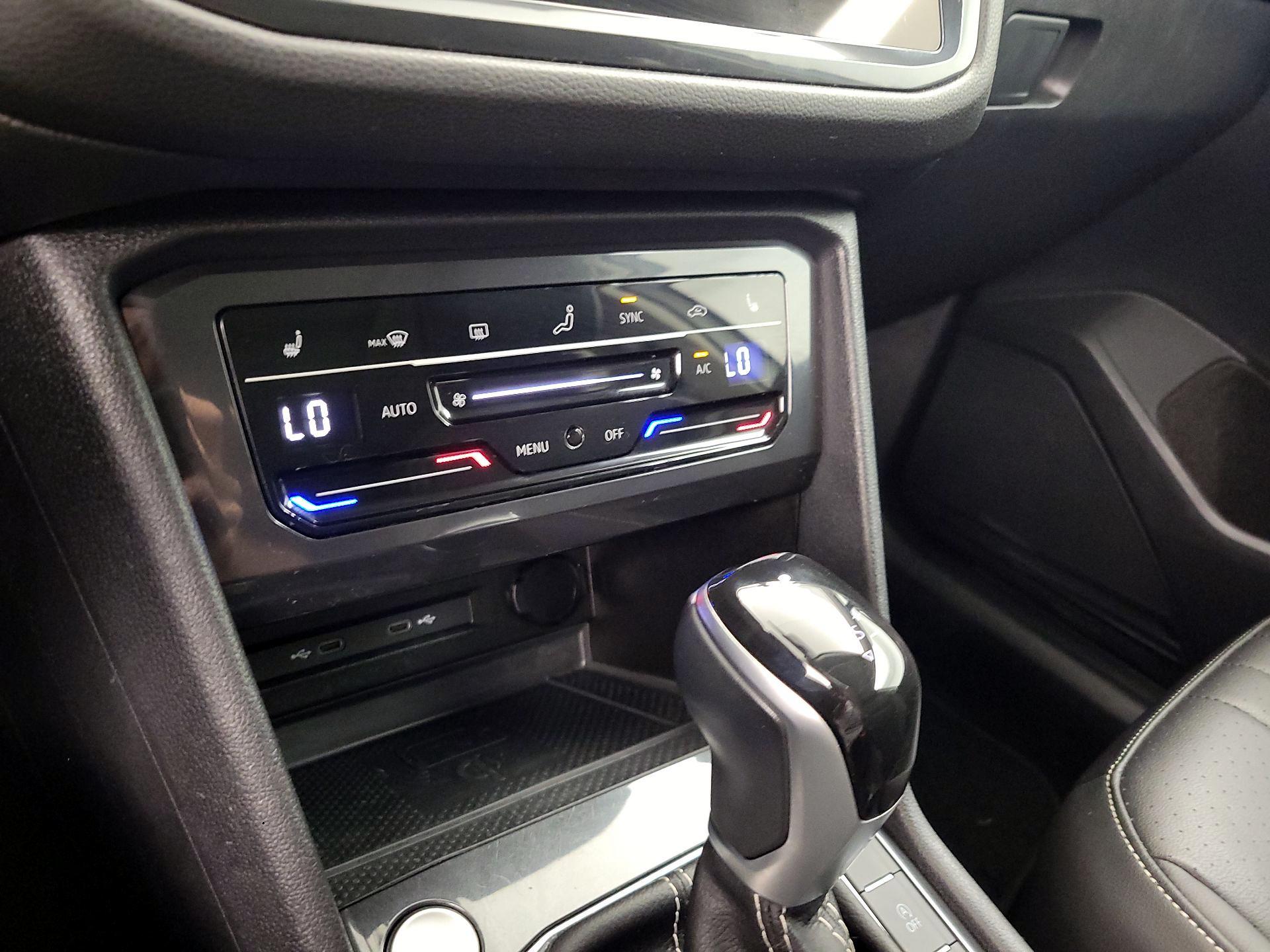 Thumbnail: 2023 Volkswagen Tiguan - 16