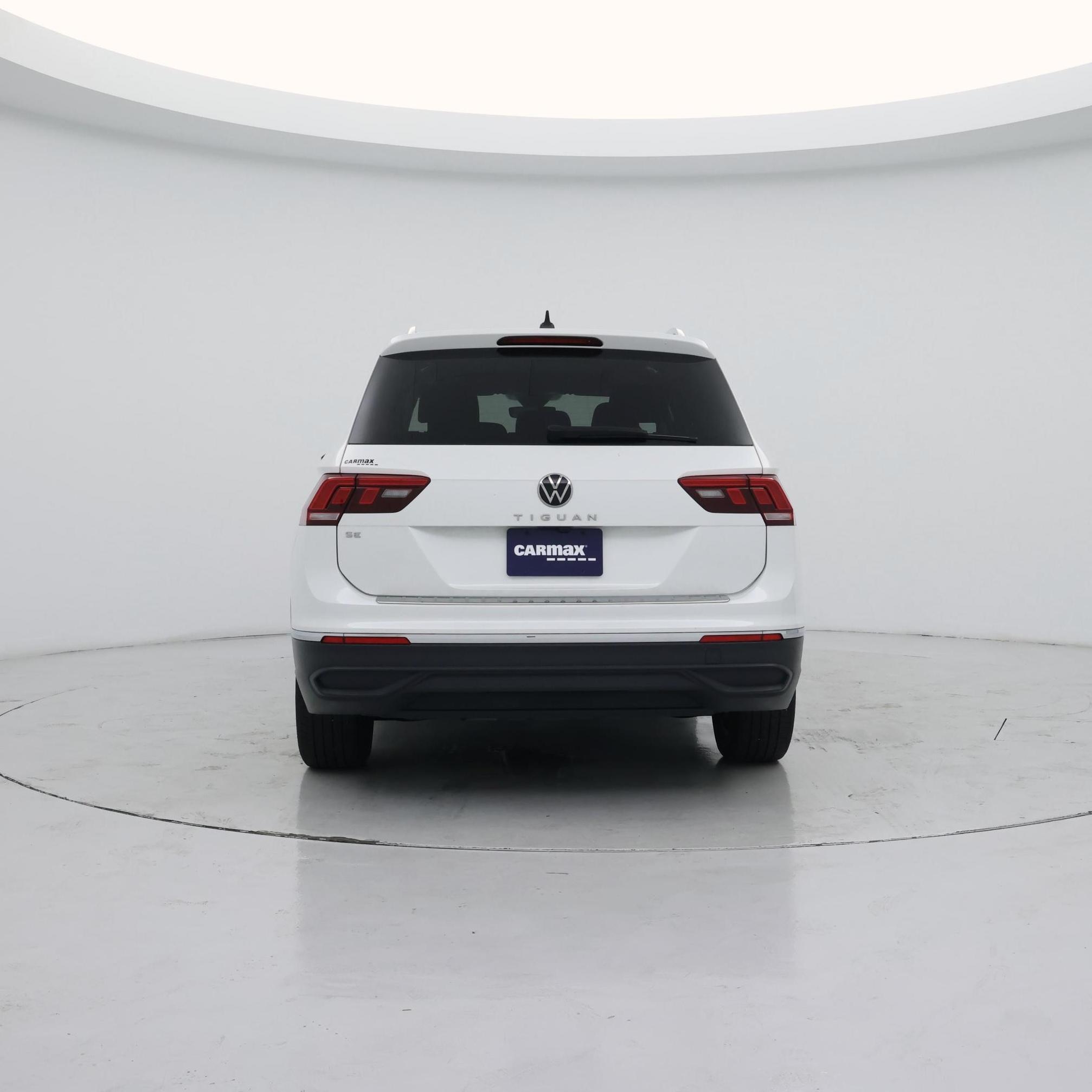 Thumbnail: 2023 Volkswagen Tiguan - 6