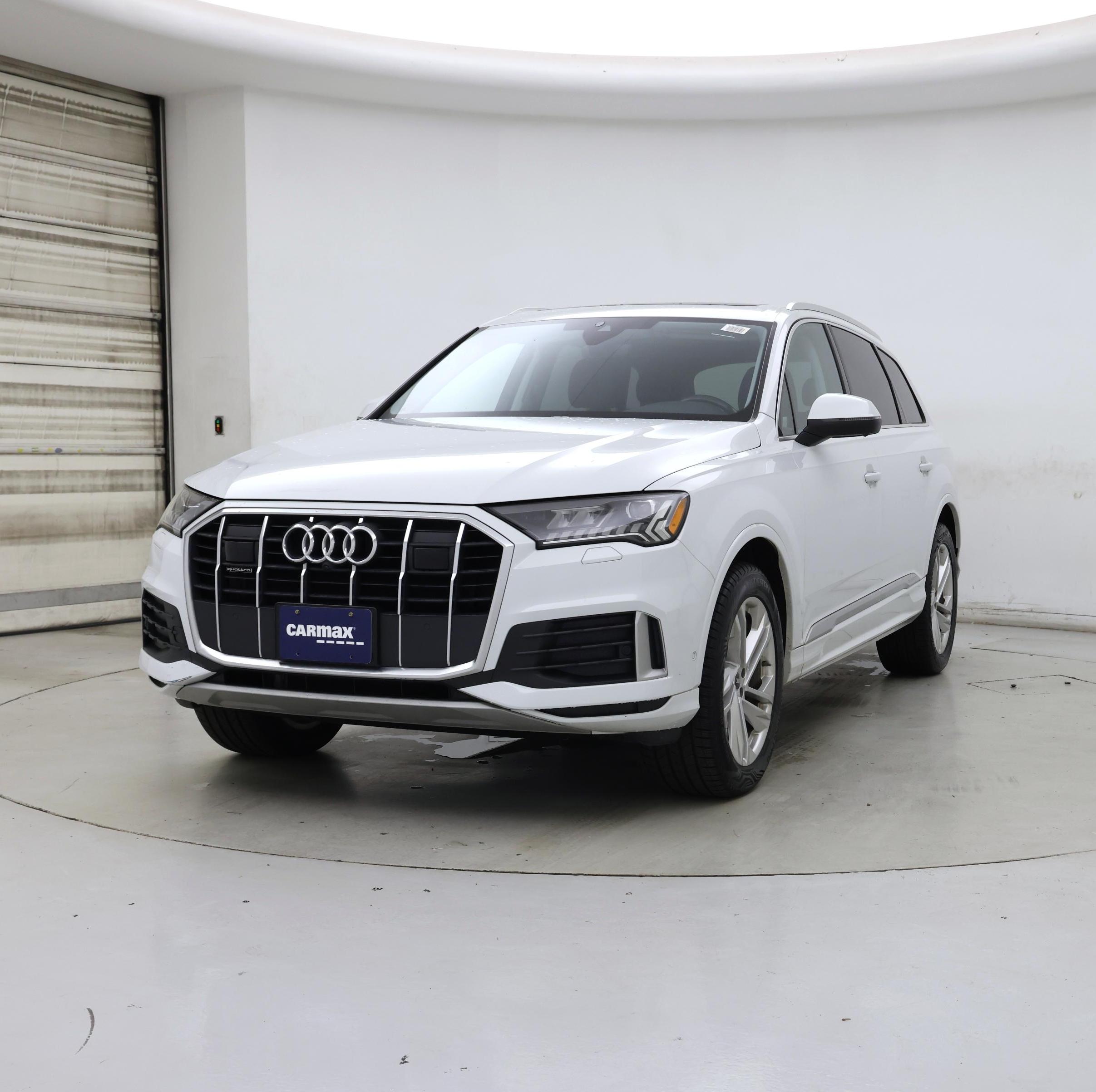 Thumbnail: 2023 Audi Q7 - 4
