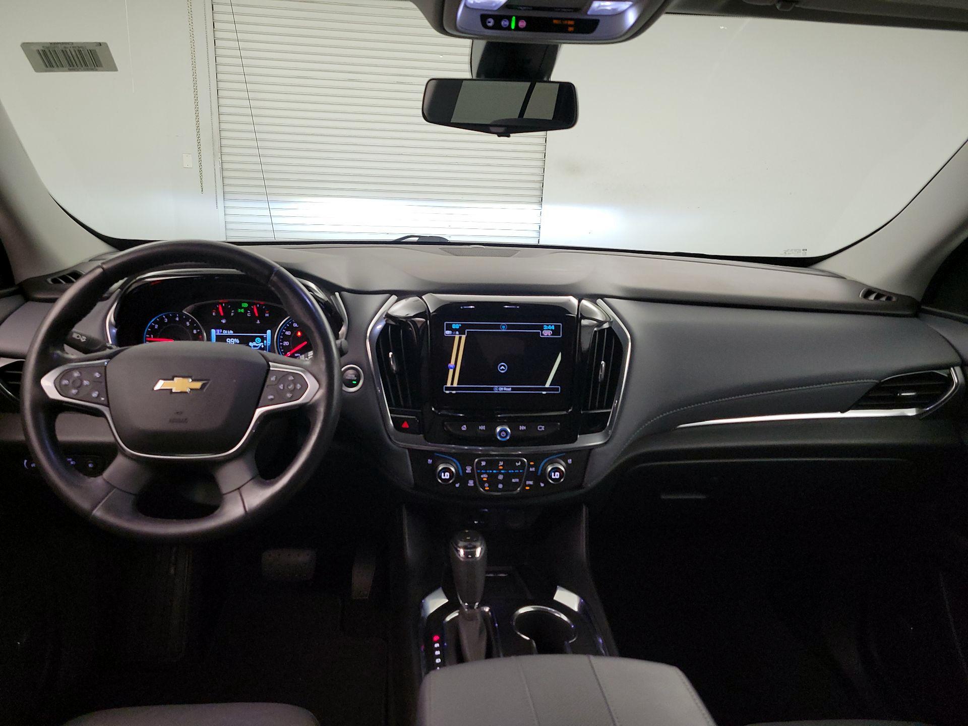 Thumbnail: 2018 Chevrolet Traverse - 9