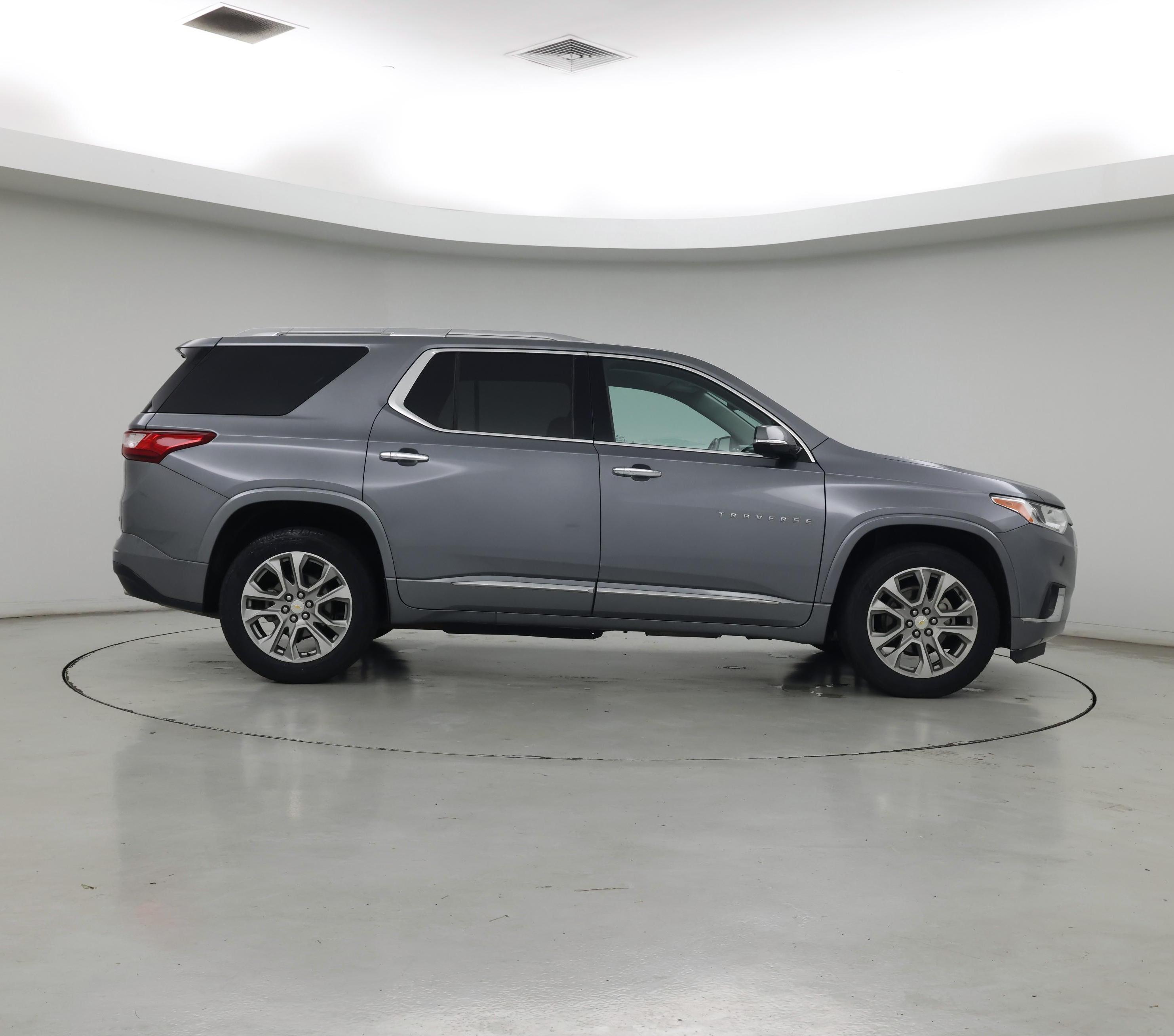 Thumbnail: 2018 Chevrolet Traverse - 7