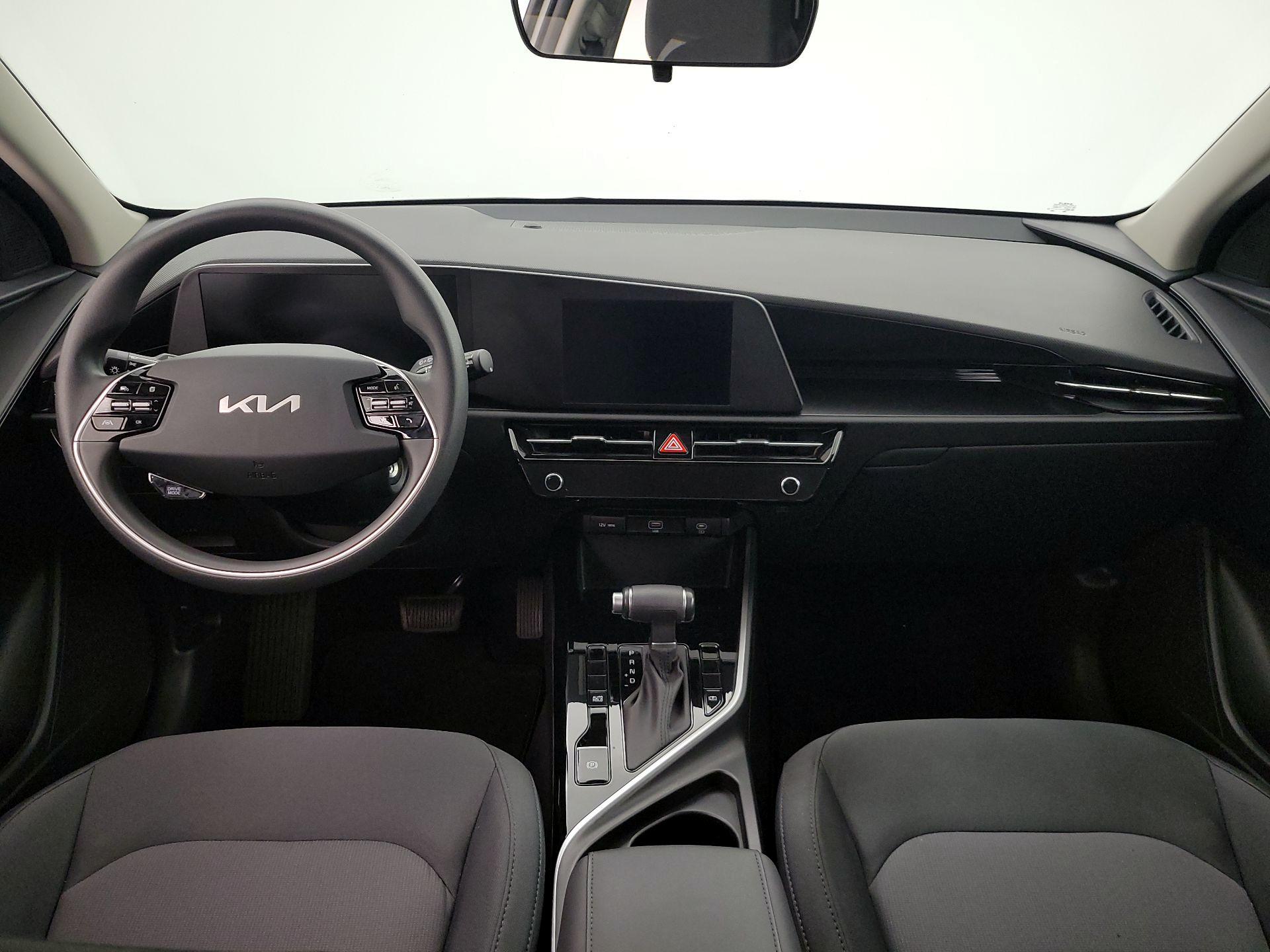 Thumbnail: 2025 Kia Niro - 9