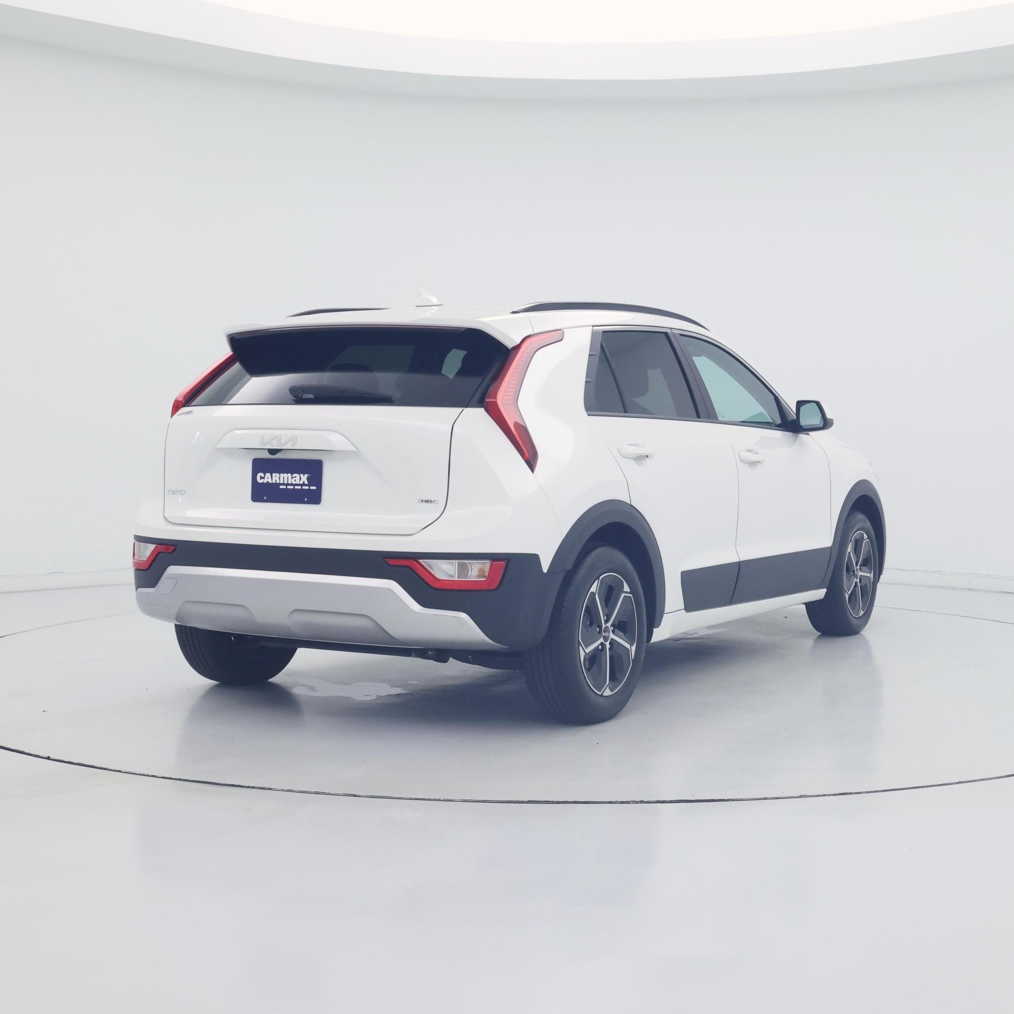 Thumbnail: 2025 Kia Niro - 8